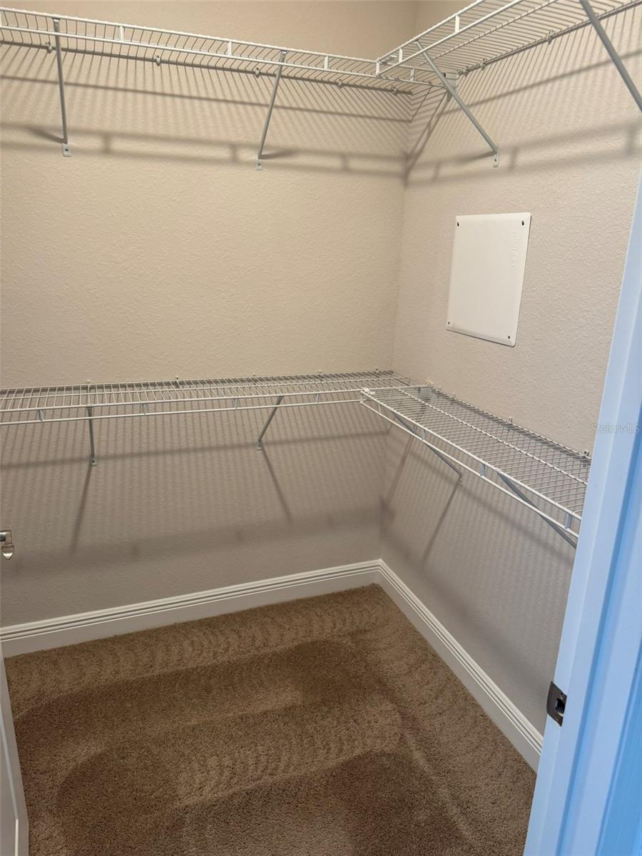 2460 ANN ROU RD #606, TAVARES, FL, 32778