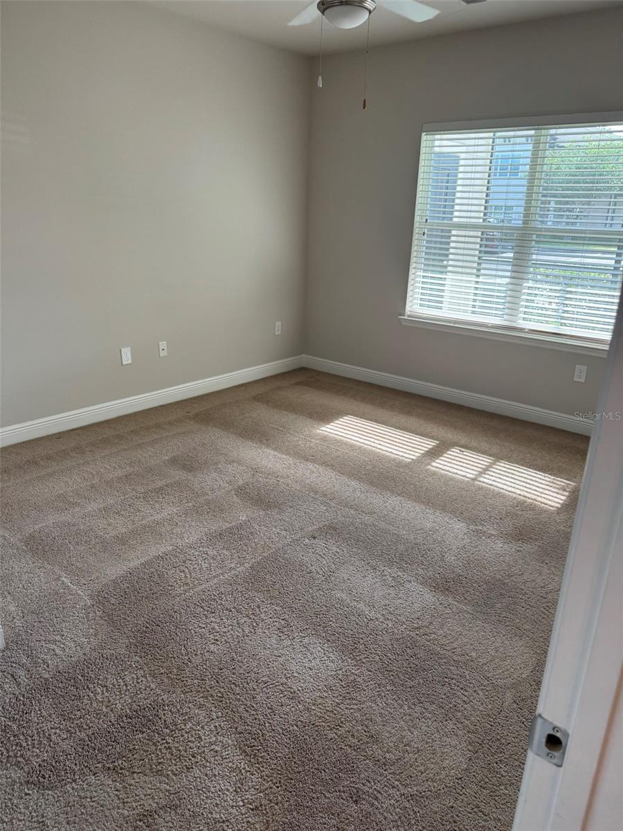 2460 ANN ROU RD #606, TAVARES, FL, 32778