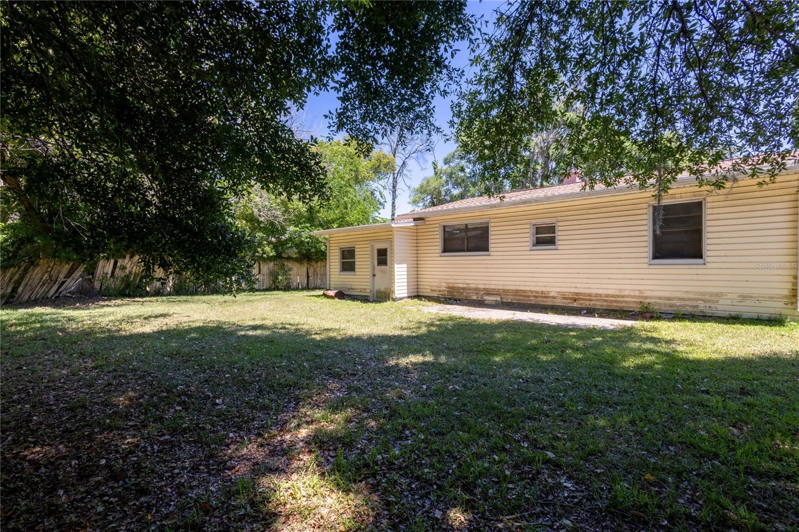6281 SE HAMES RD, BELLEVIEW, FL, 34420