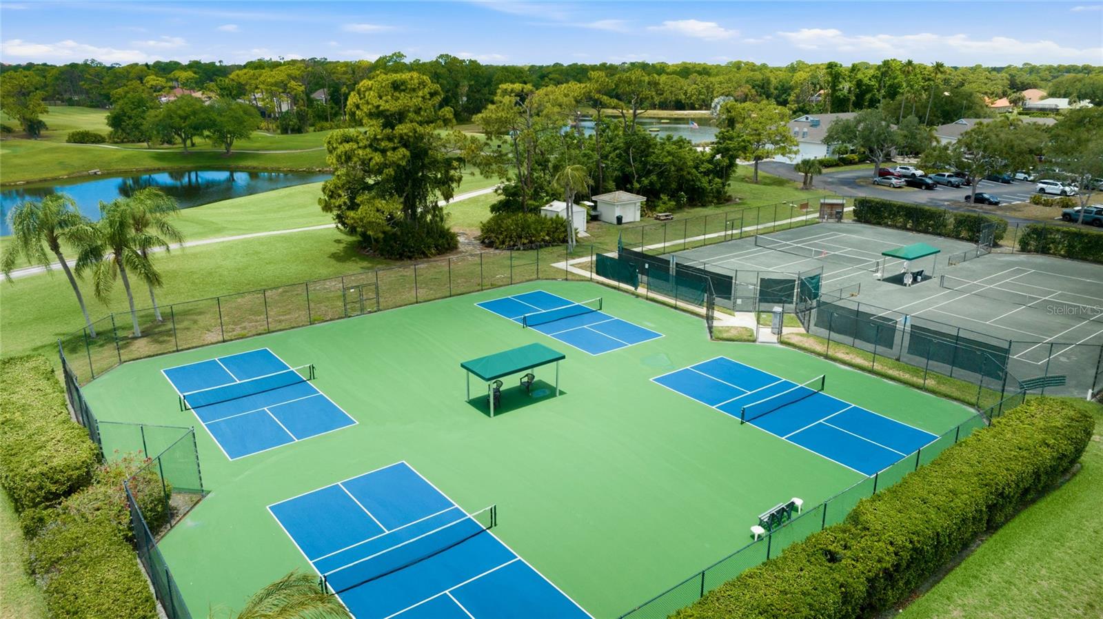 2102 CALUSA LAKES BLVD, NOKOMIS, FL, 34275