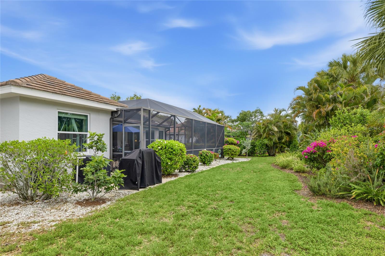 2102 CALUSA LAKES BLVD, NOKOMIS, FL, 34275