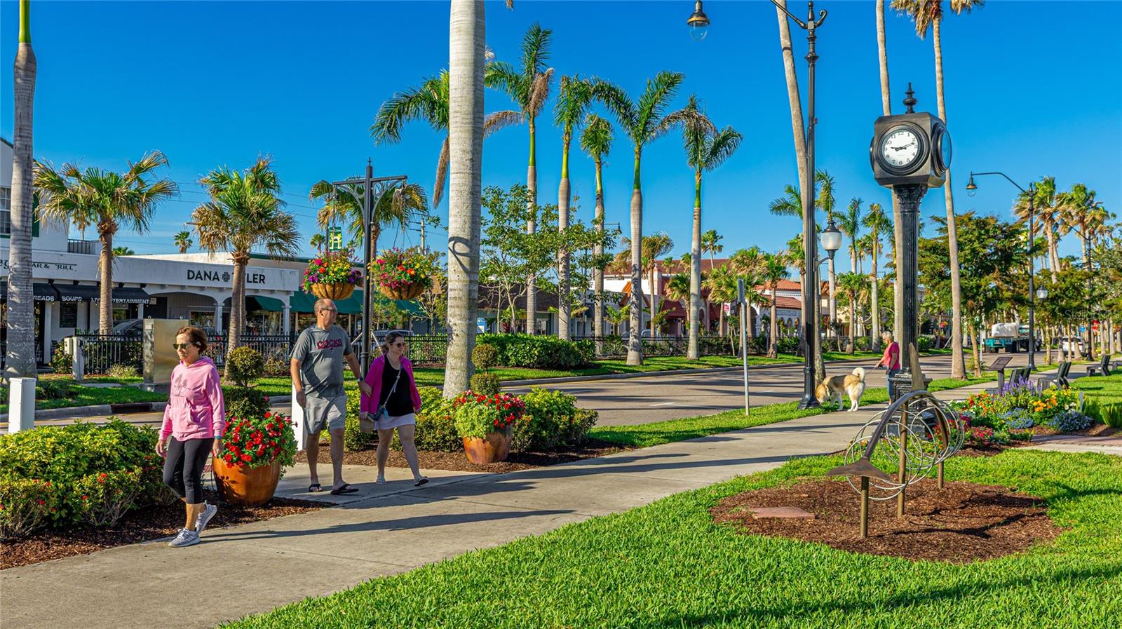 2102 CALUSA LAKES BLVD, NOKOMIS, FL, 34275