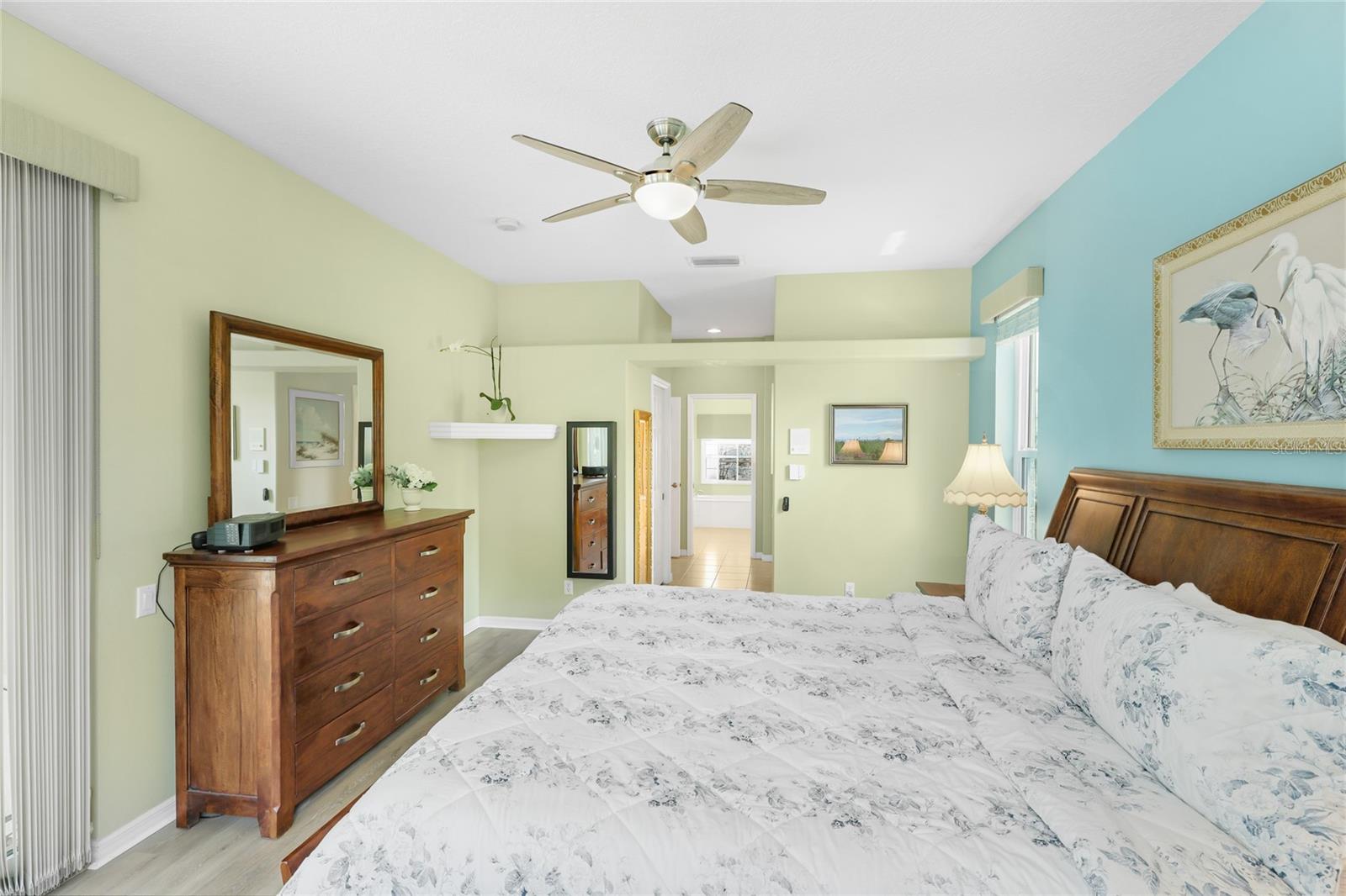 2102 CALUSA LAKES BLVD, NOKOMIS, FL, 34275