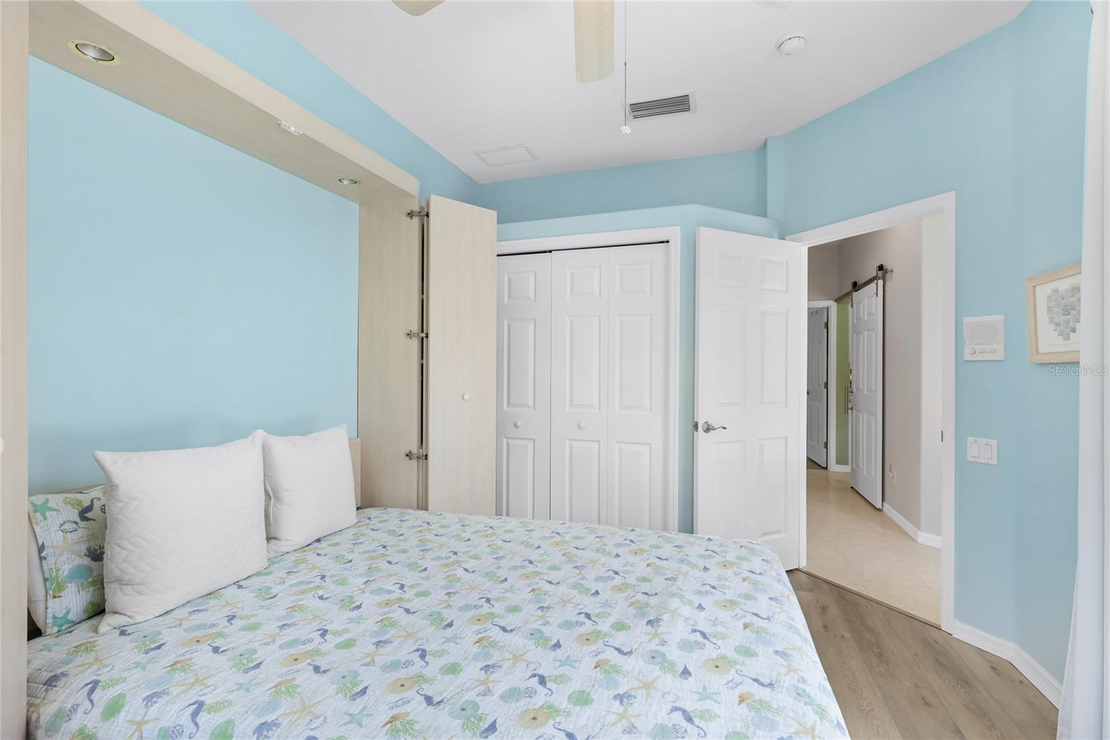 2102 CALUSA LAKES BLVD, NOKOMIS, FL, 34275