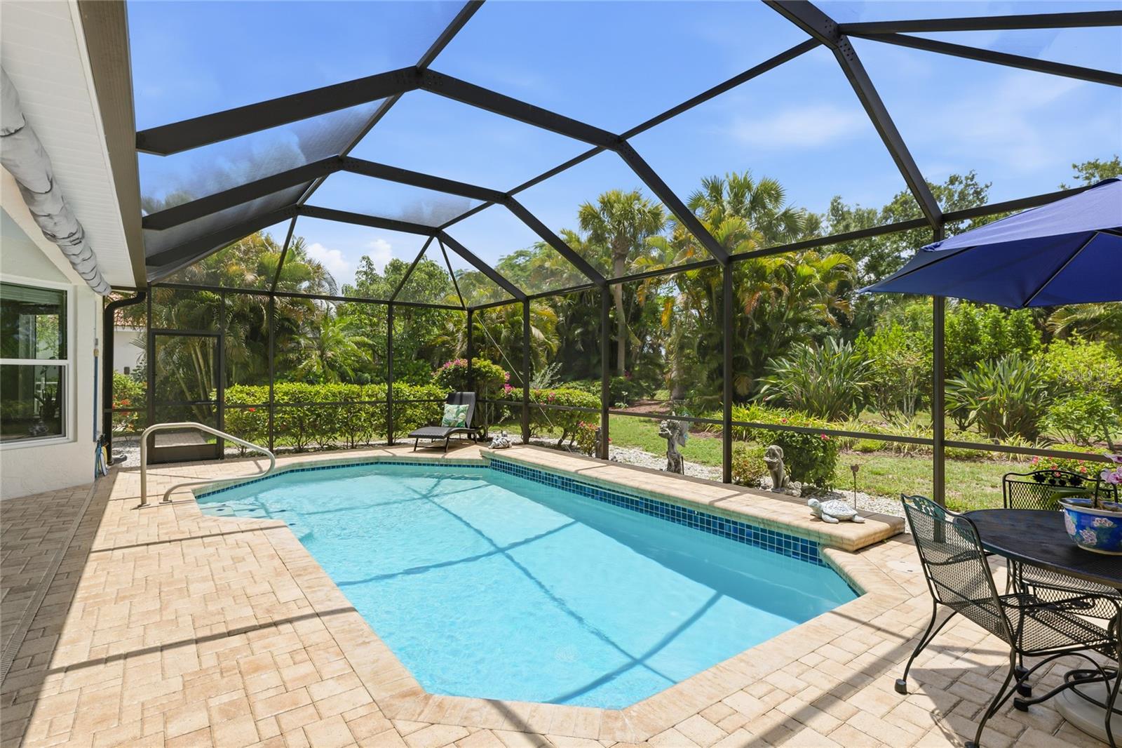 2102 CALUSA LAKES BLVD, NOKOMIS, FL, 34275