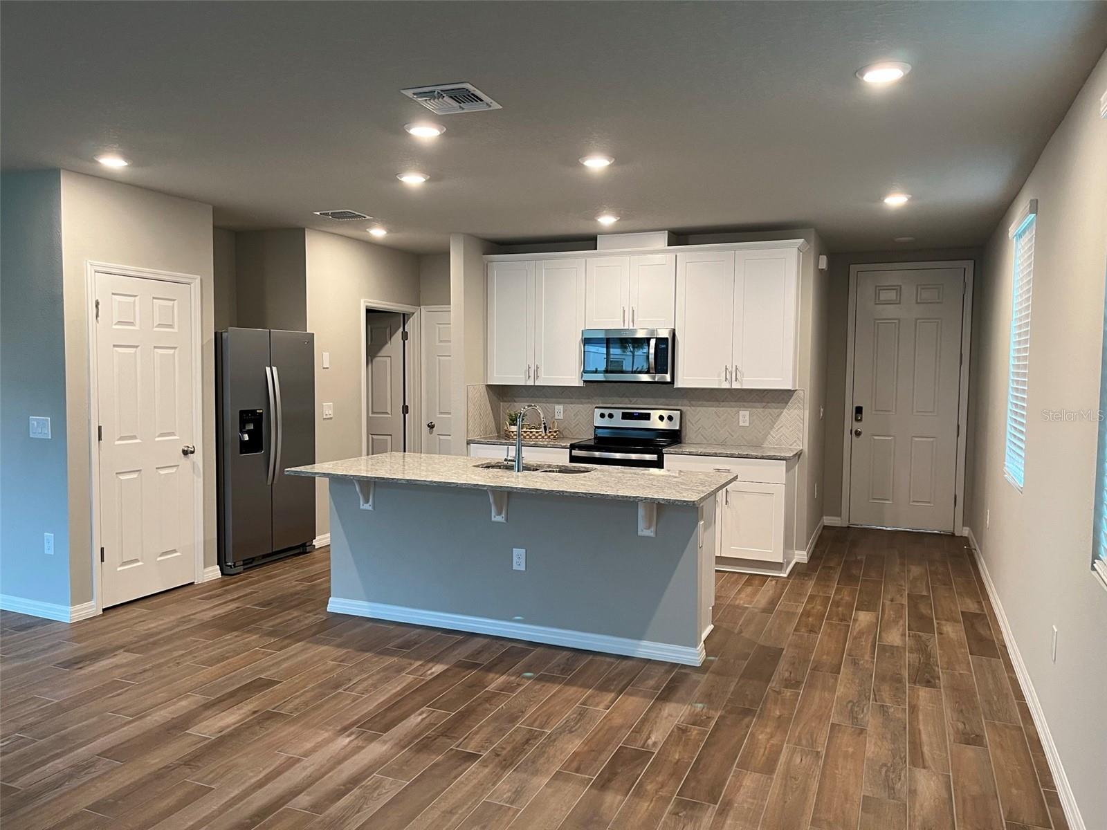 437 LEGACY LOOP, DAVENPORT, FL, 33896