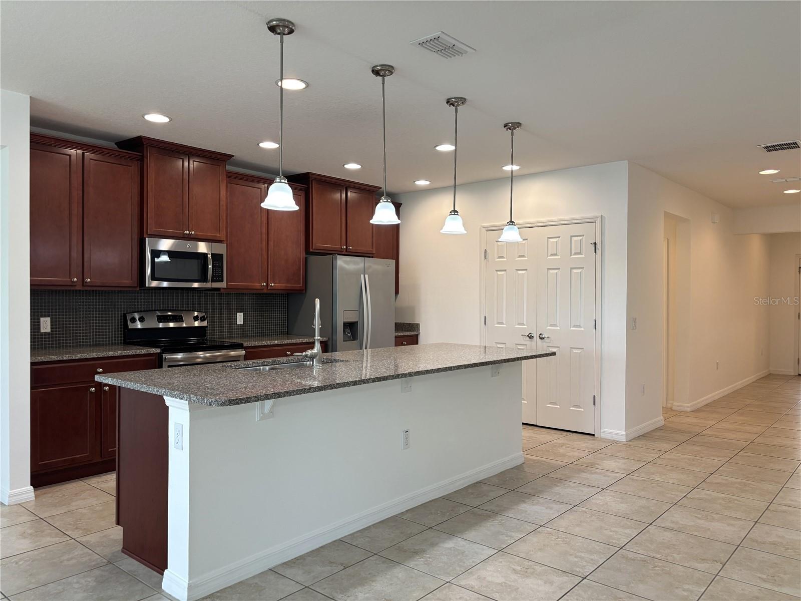1404 LANIER POINT PL, KISSIMMEE, FL, 34746