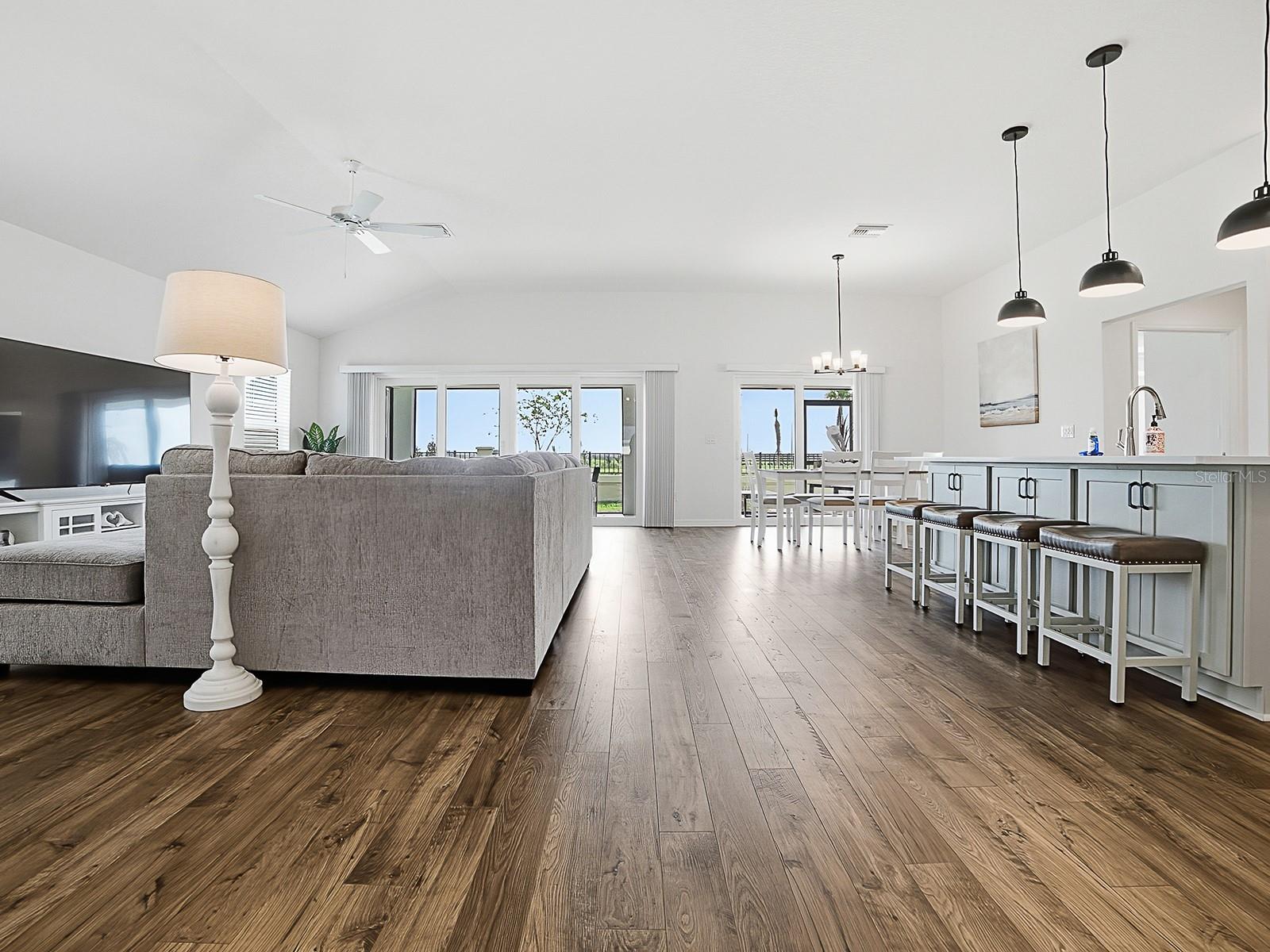 1404 HEARNS LOOP, THE VILLAGES, FL, 34762
