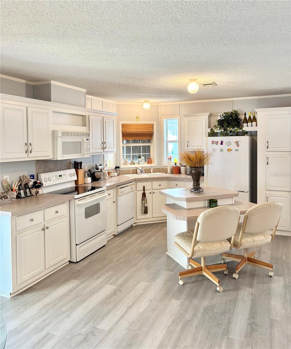 4300 RIVERSIDE DR #109, PUNTA GORDA, FL, 33982