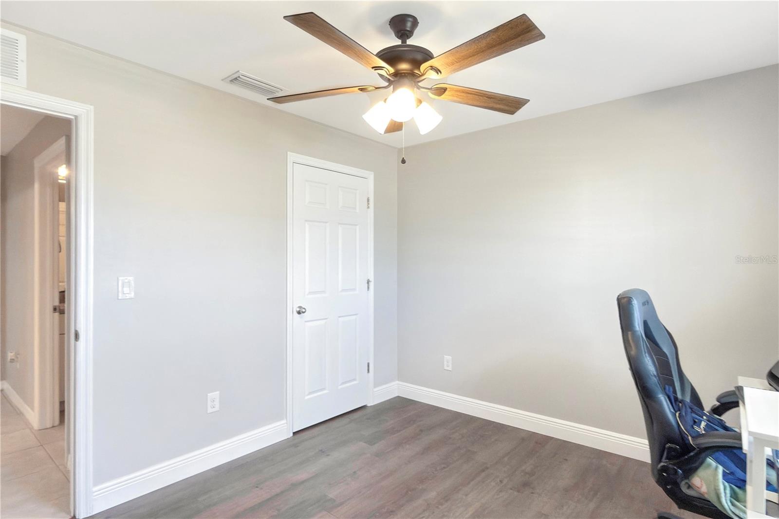 4323 NE 21ST AVE, CAPE CORAL, FL, 33909