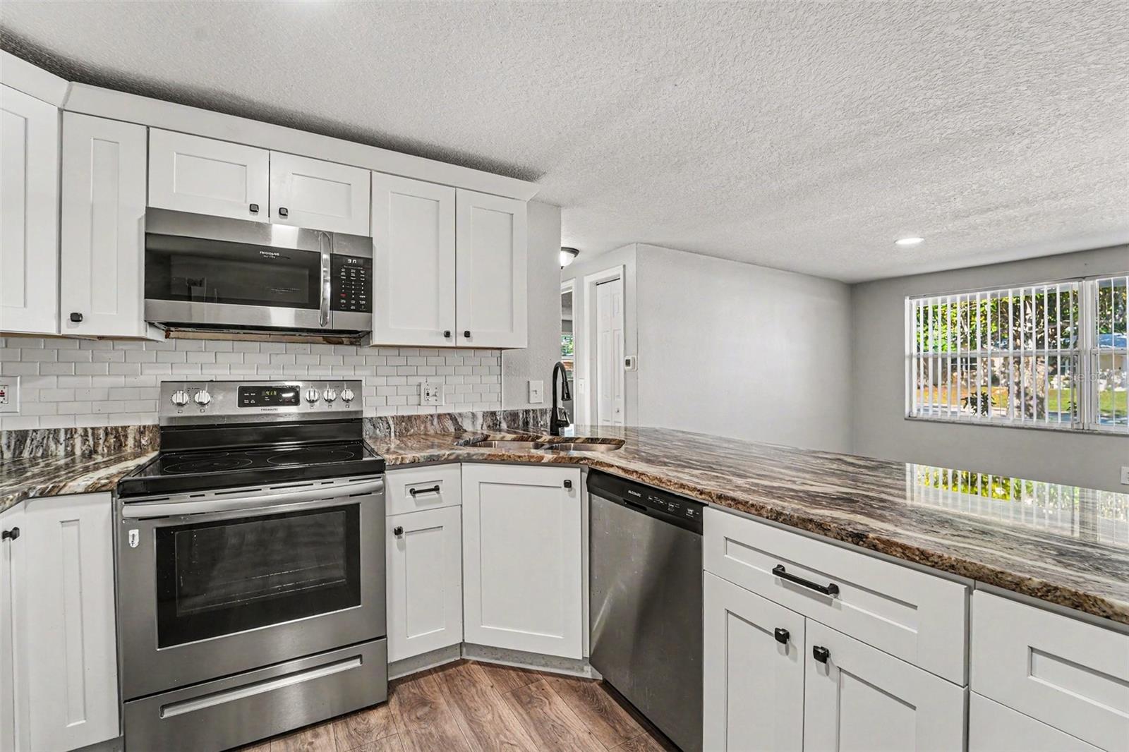 10810 QUEENS RD, PORT RICHEY, FL, 34668