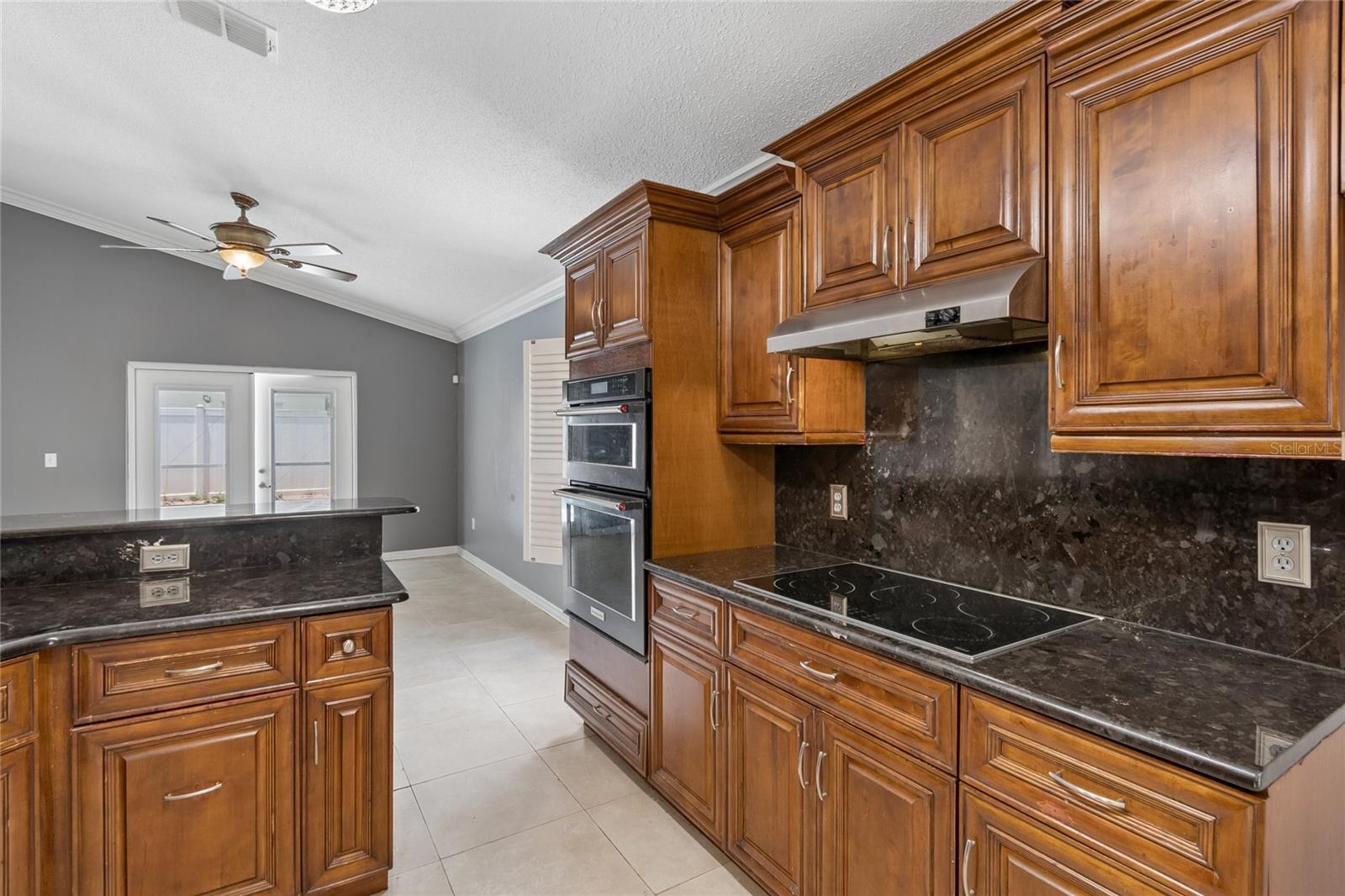 1008 OLD BARN RD, ORLANDO, FL, 32825
