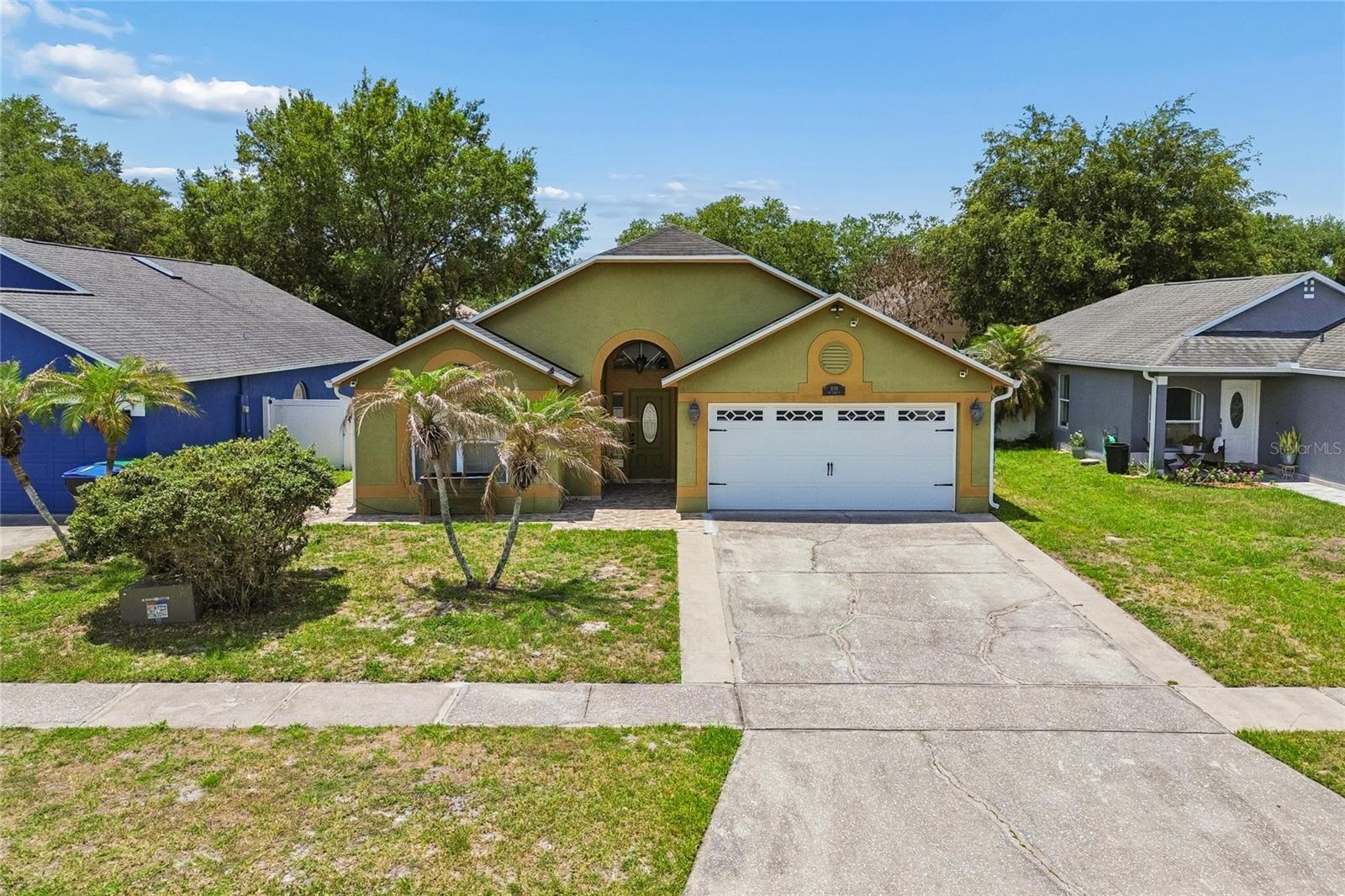 1008 OLD BARN RD, ORLANDO, FL, 32825