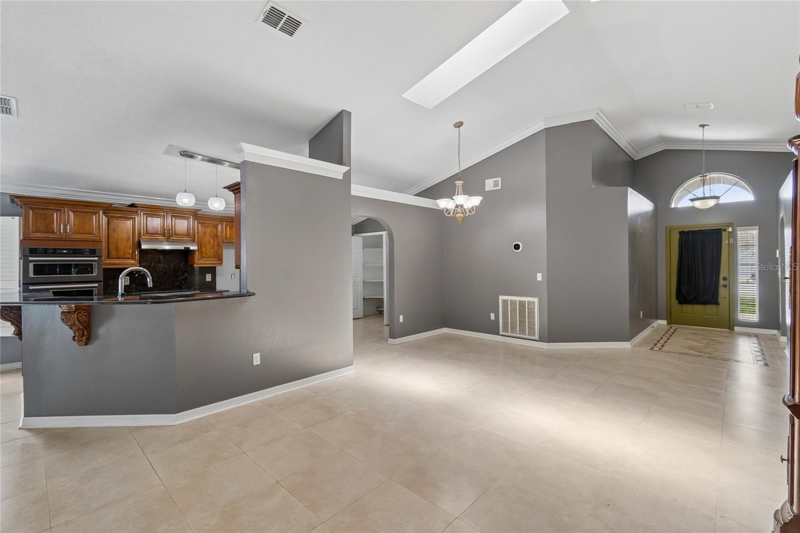 1008 OLD BARN RD, ORLANDO, FL, 32825