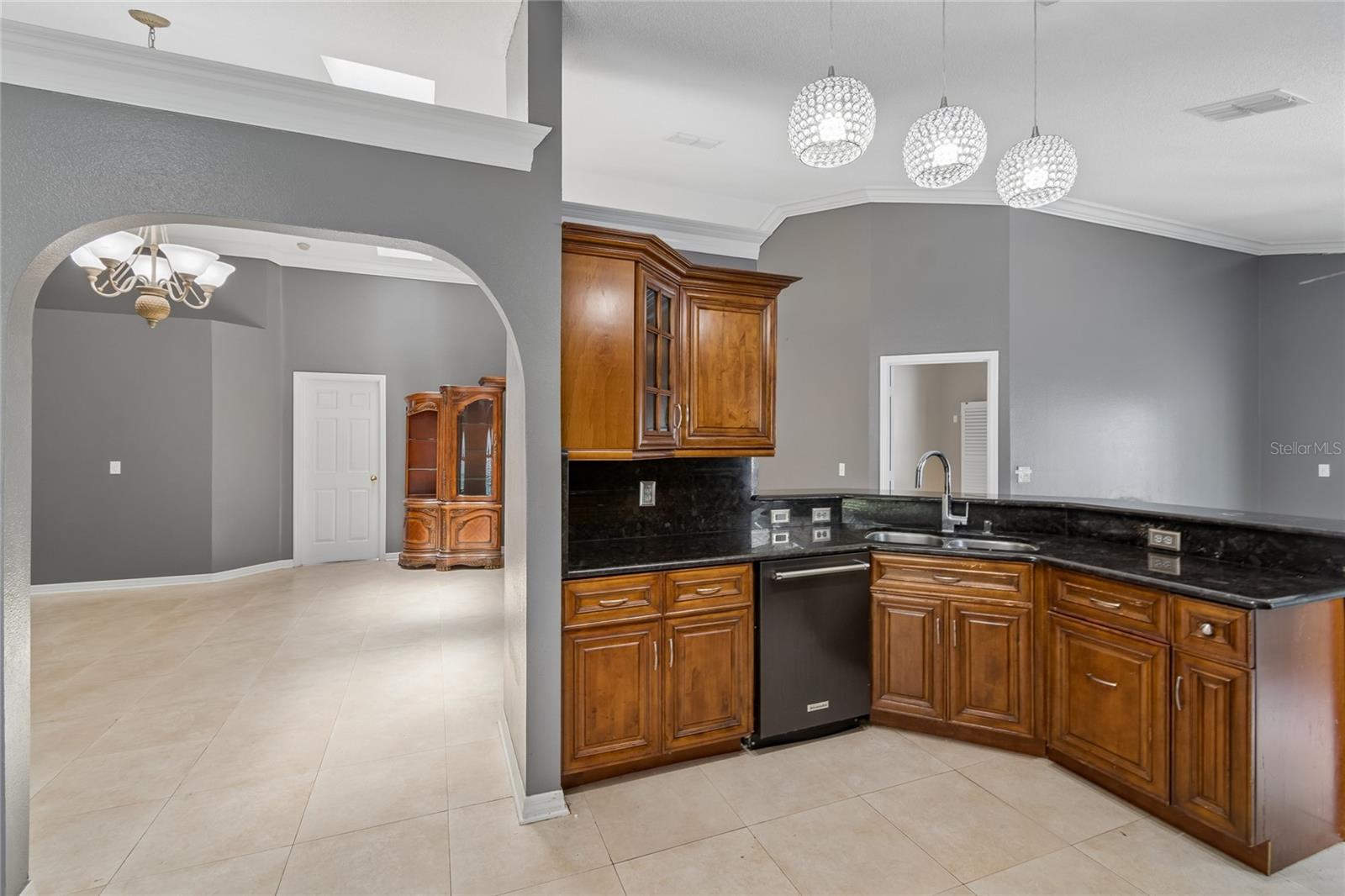 1008 OLD BARN RD, ORLANDO, FL, 32825