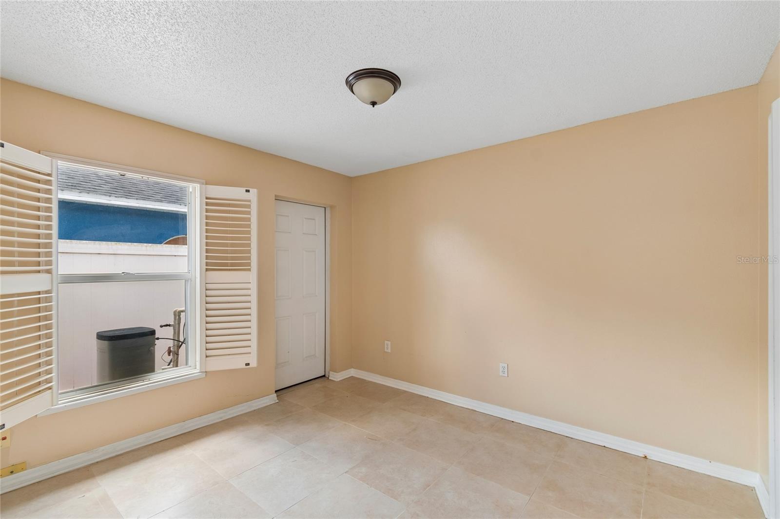 1008 OLD BARN RD, ORLANDO, FL, 32825
