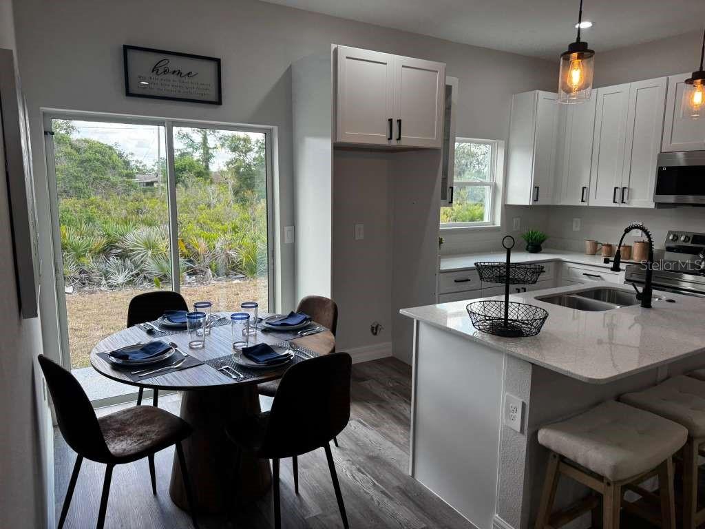 300 CASPIAN TERN AVE, SEBRING, FL, 33870