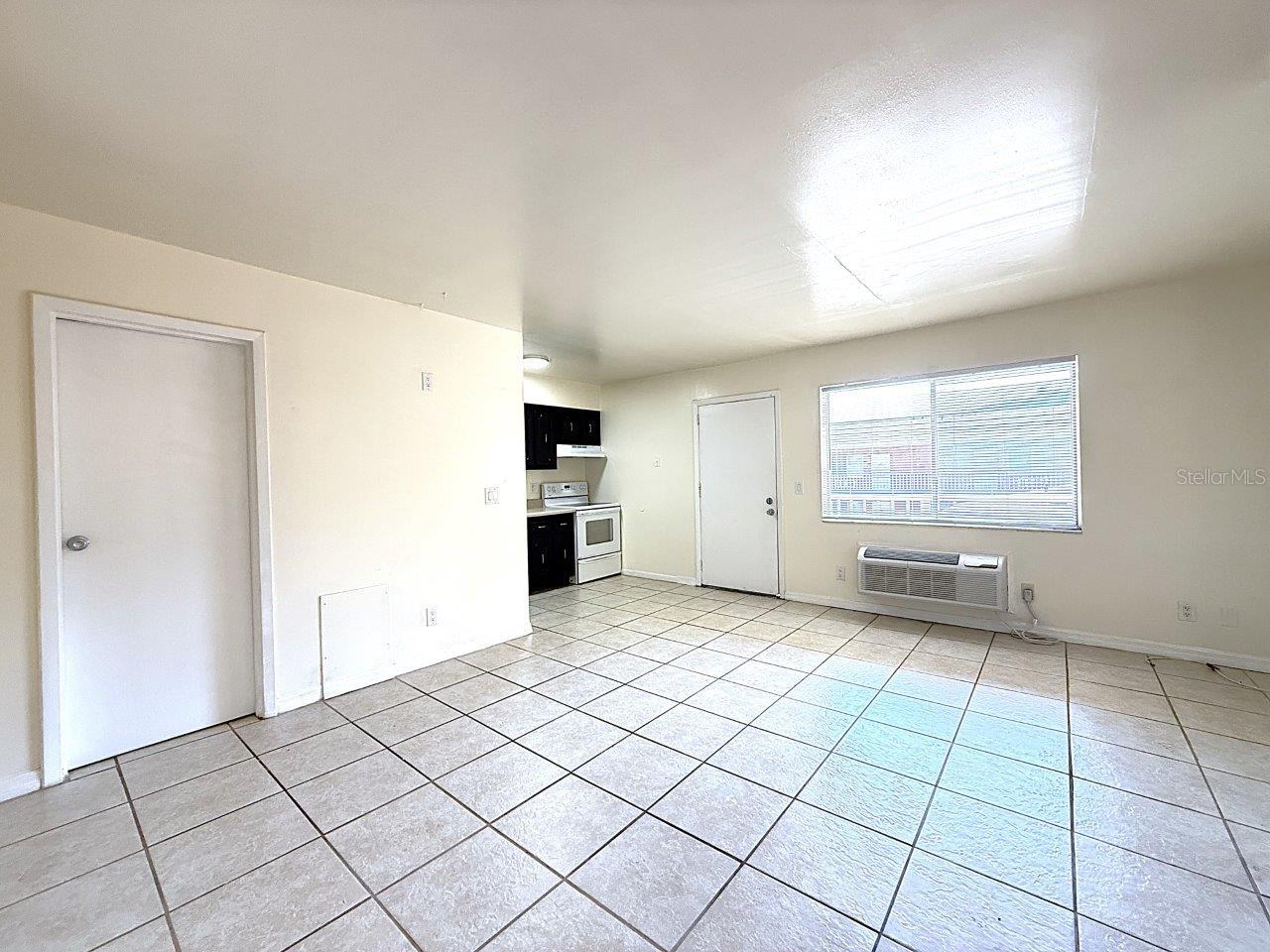 3301 58TH AVE S #211, ST PETERSBURG, FL, 33712