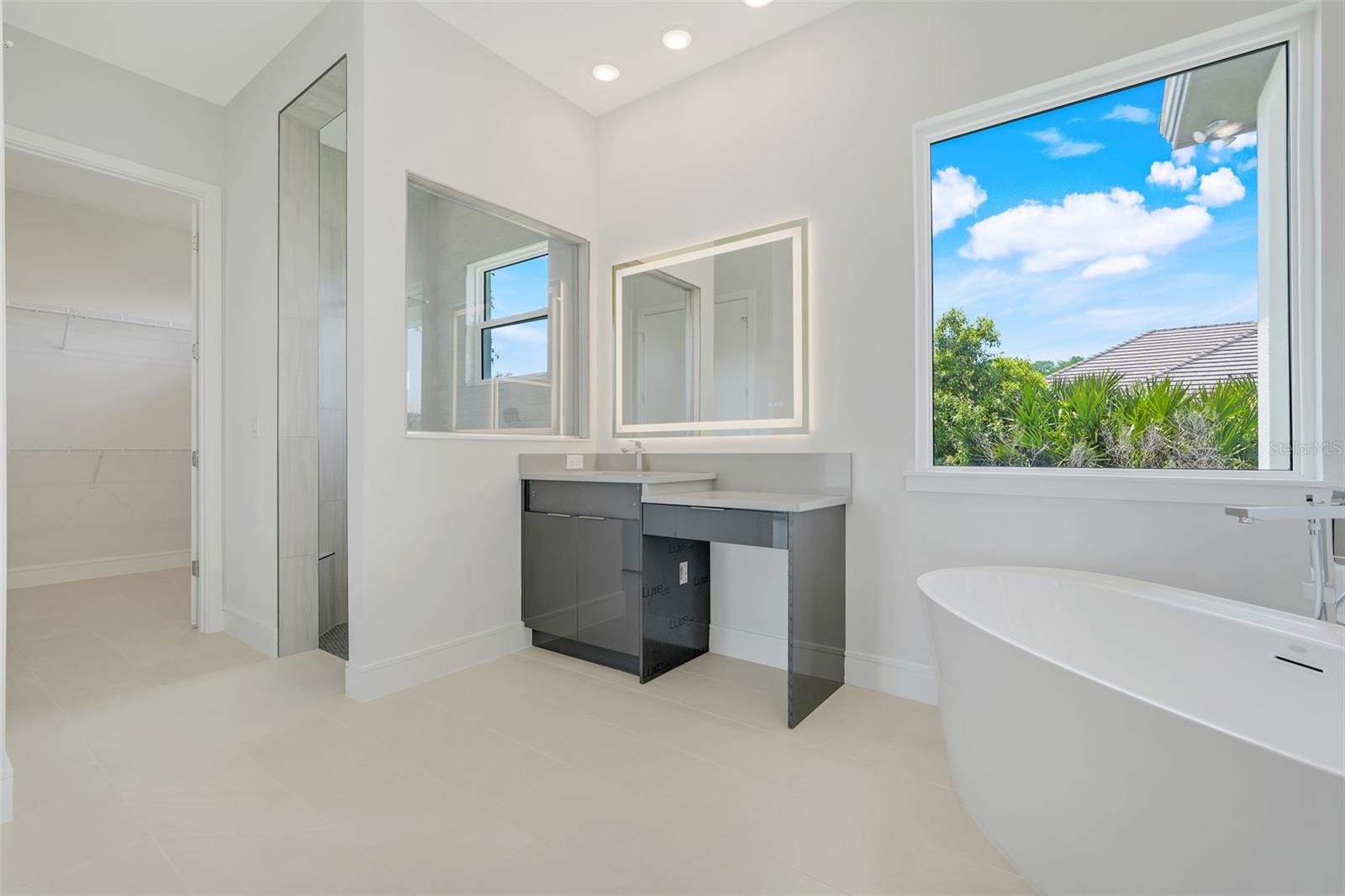 138 NEW LEATHERWOOD DR, PALM COAST, FL, 32137