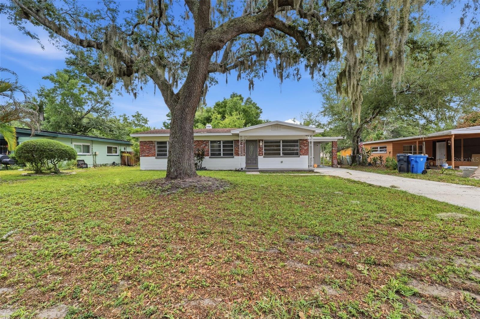 7815 PINE HILL DR, TAMPA, FL, 33617