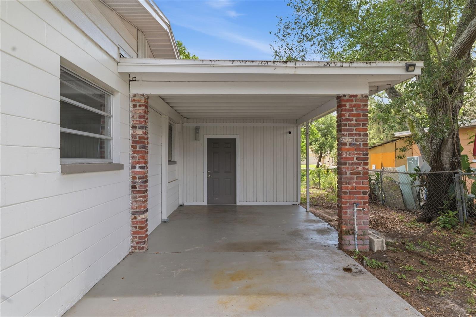 7815 PINE HILL DR, TAMPA, FL, 33617