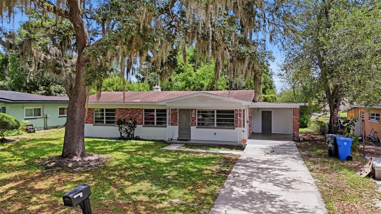 7815 PINE HILL DR, TAMPA, FL, 33617
