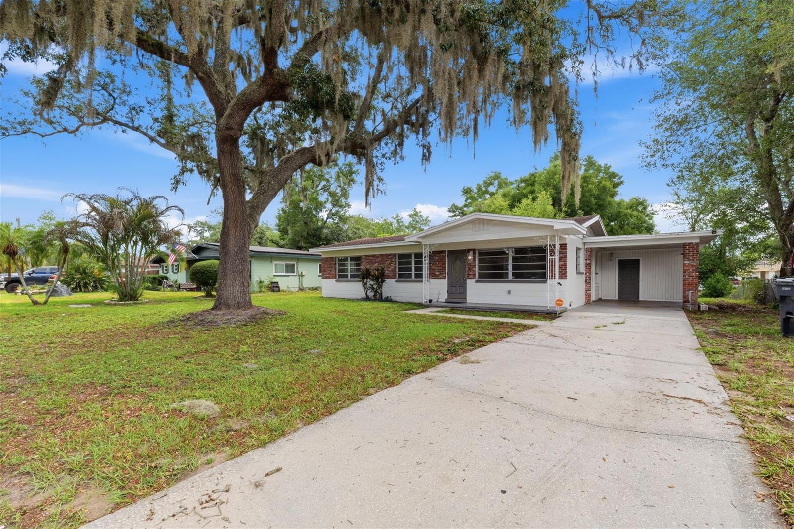 7815 PINE HILL DR, TAMPA, FL, 33617