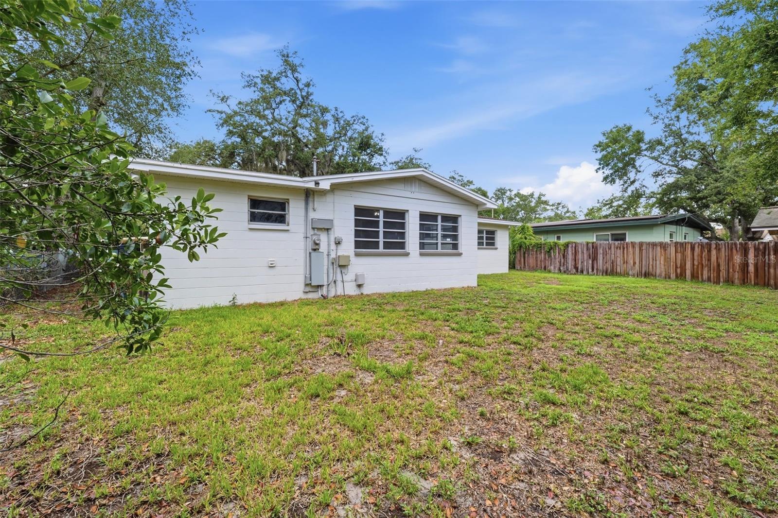 7815 PINE HILL DR, TAMPA, FL, 33617