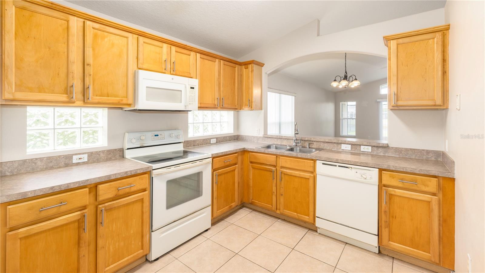 5857 LAKE CHAMPLAIN DR, ORLANDO, FL, 32829