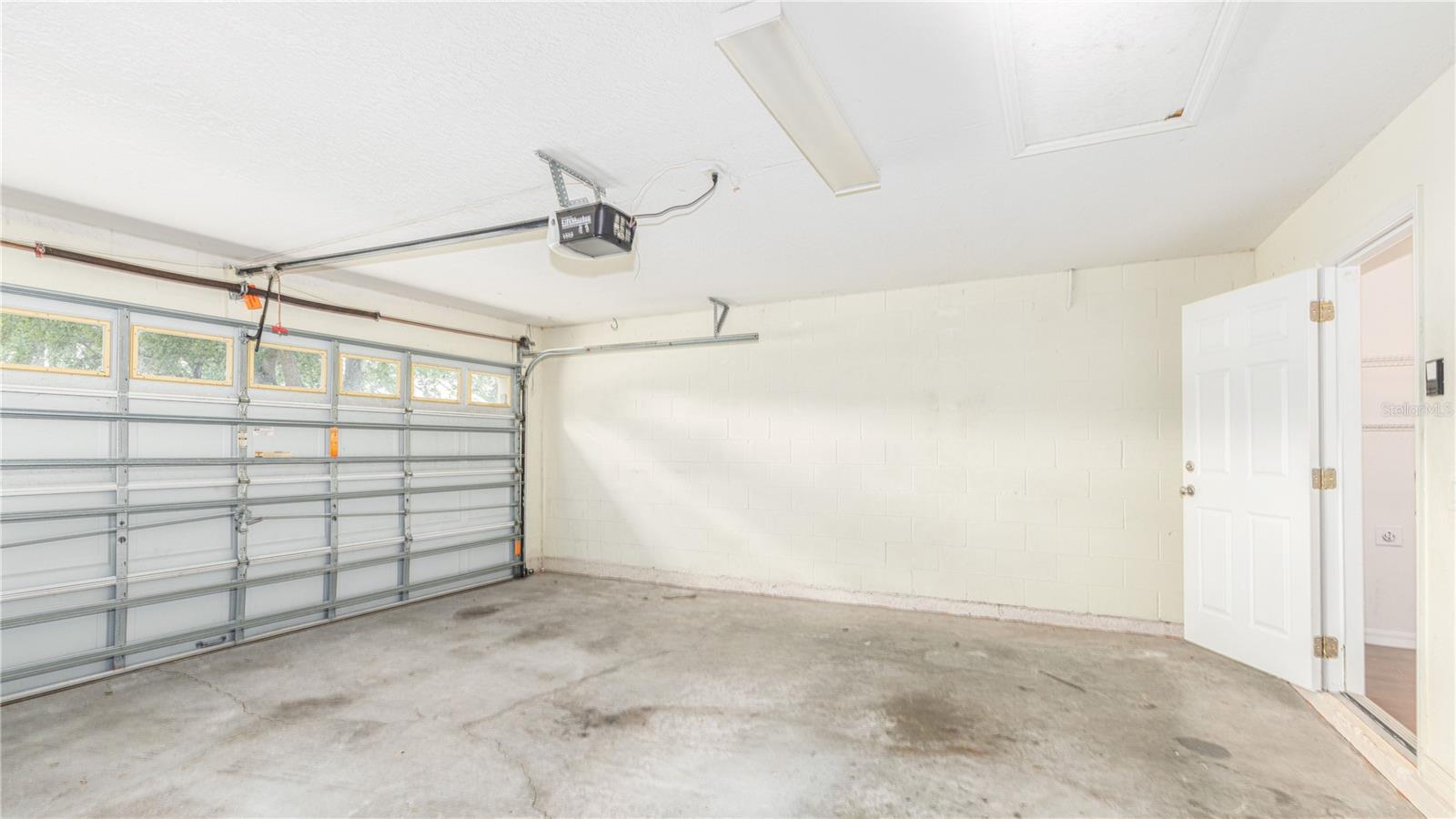 5857 LAKE CHAMPLAIN DR, ORLANDO, FL, 32829