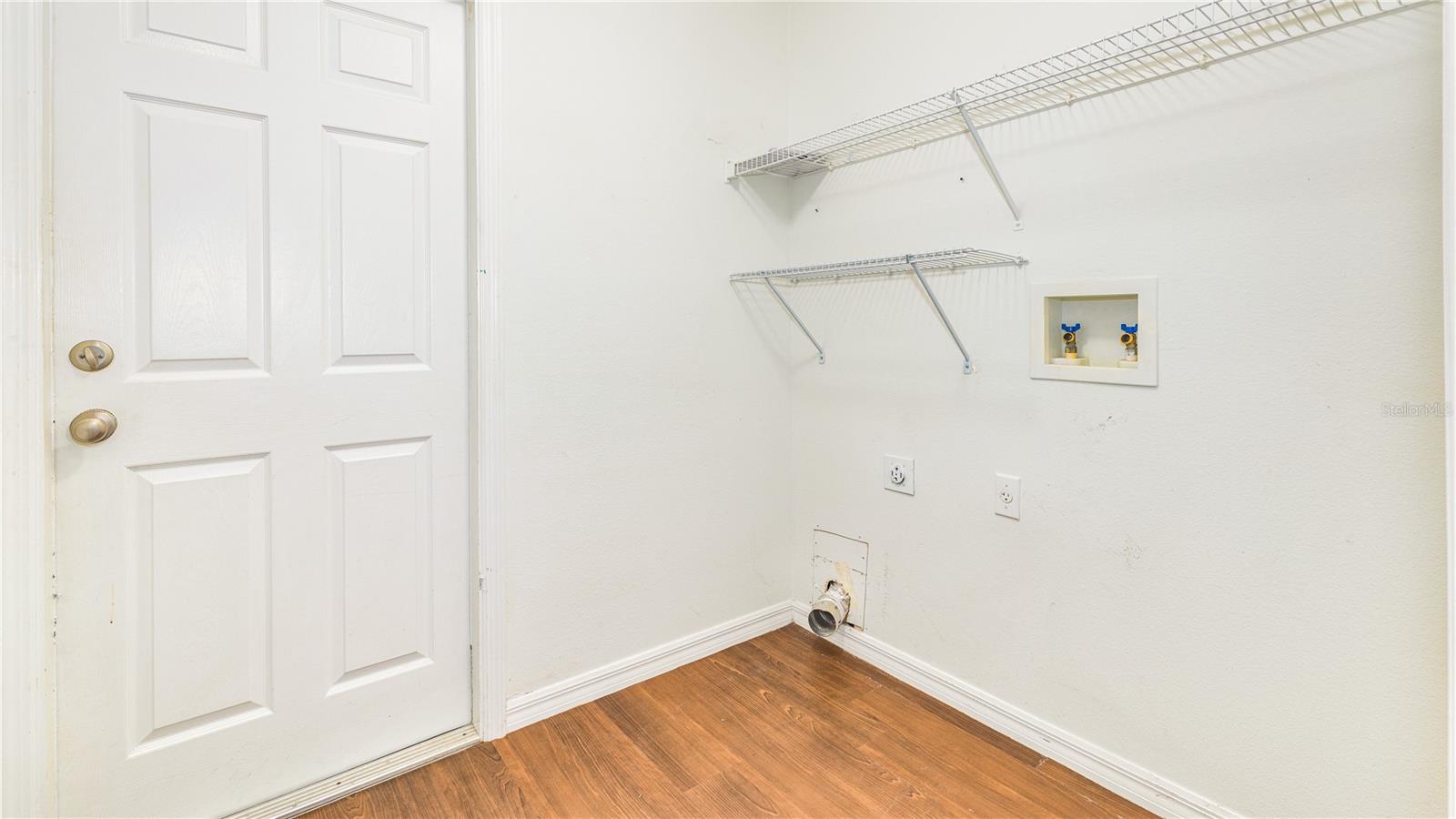 5857 LAKE CHAMPLAIN DR, ORLANDO, FL, 32829