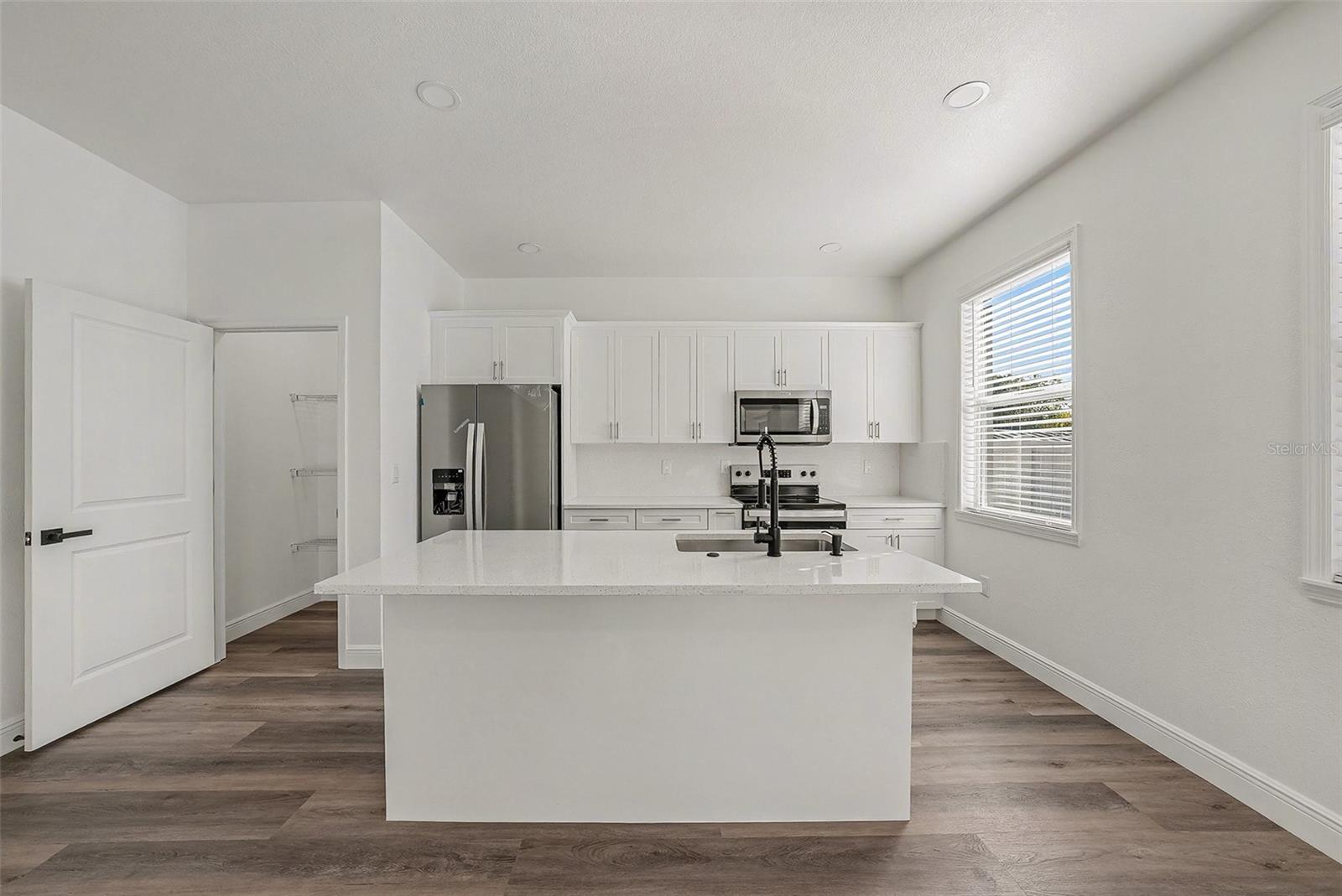 1905 E 23RD AVE, TAMPA, FL, 33605