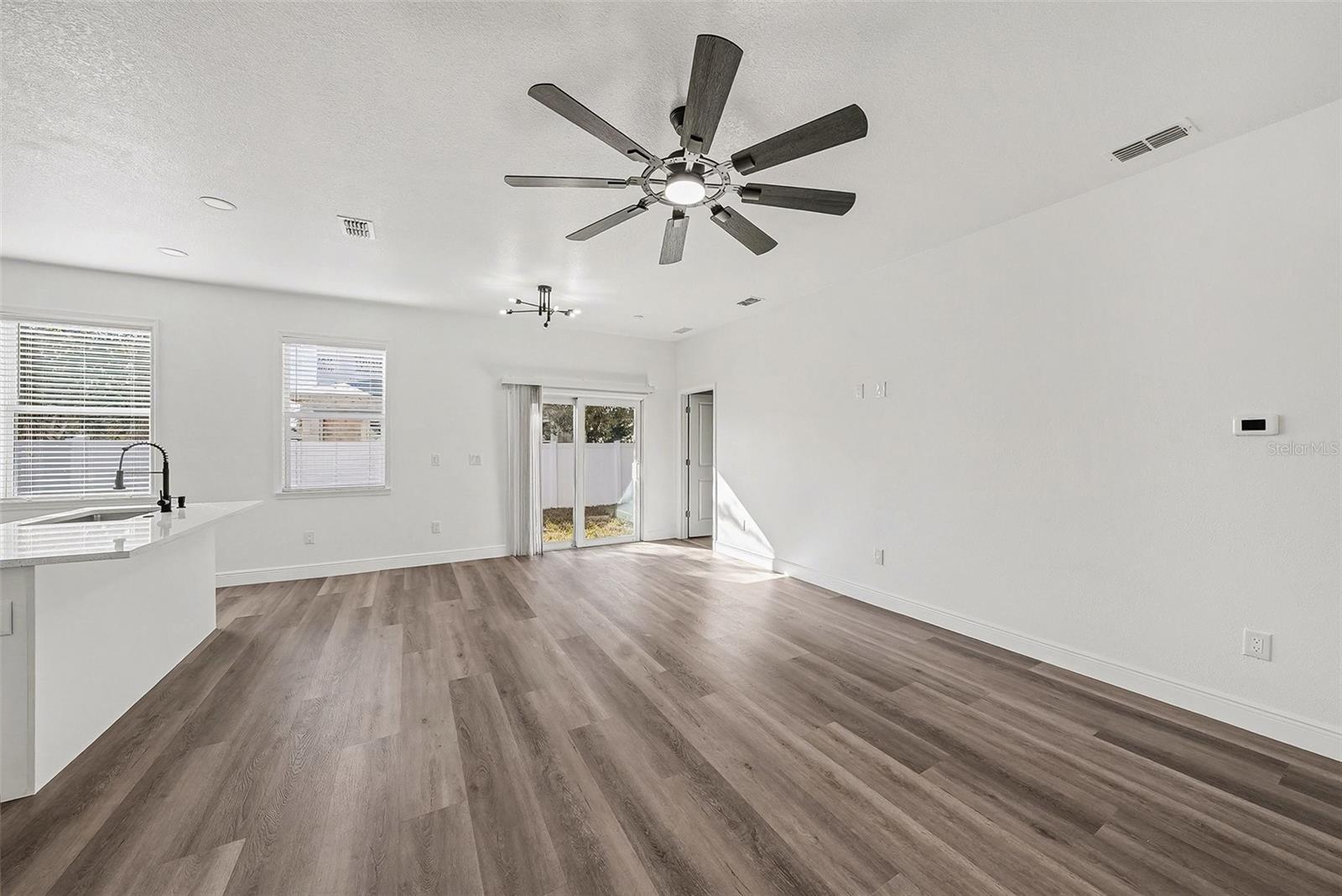 1905 E 23RD AVE, TAMPA, FL, 33605