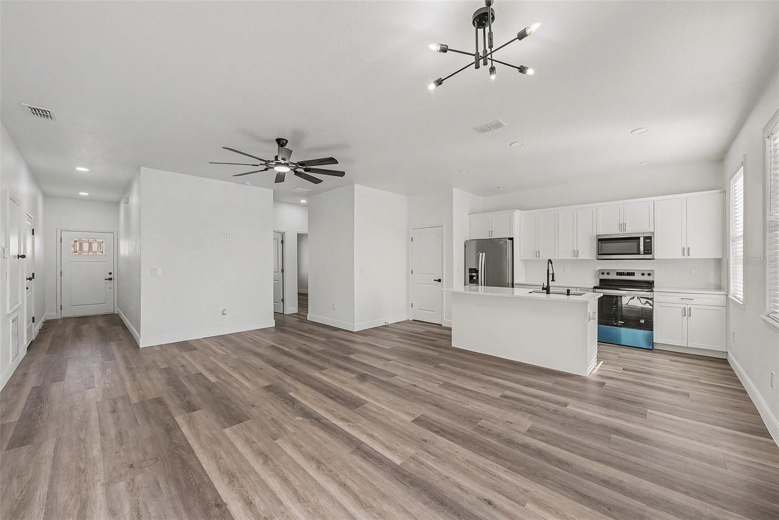1905 E 23RD AVE, TAMPA, FL, 33605
