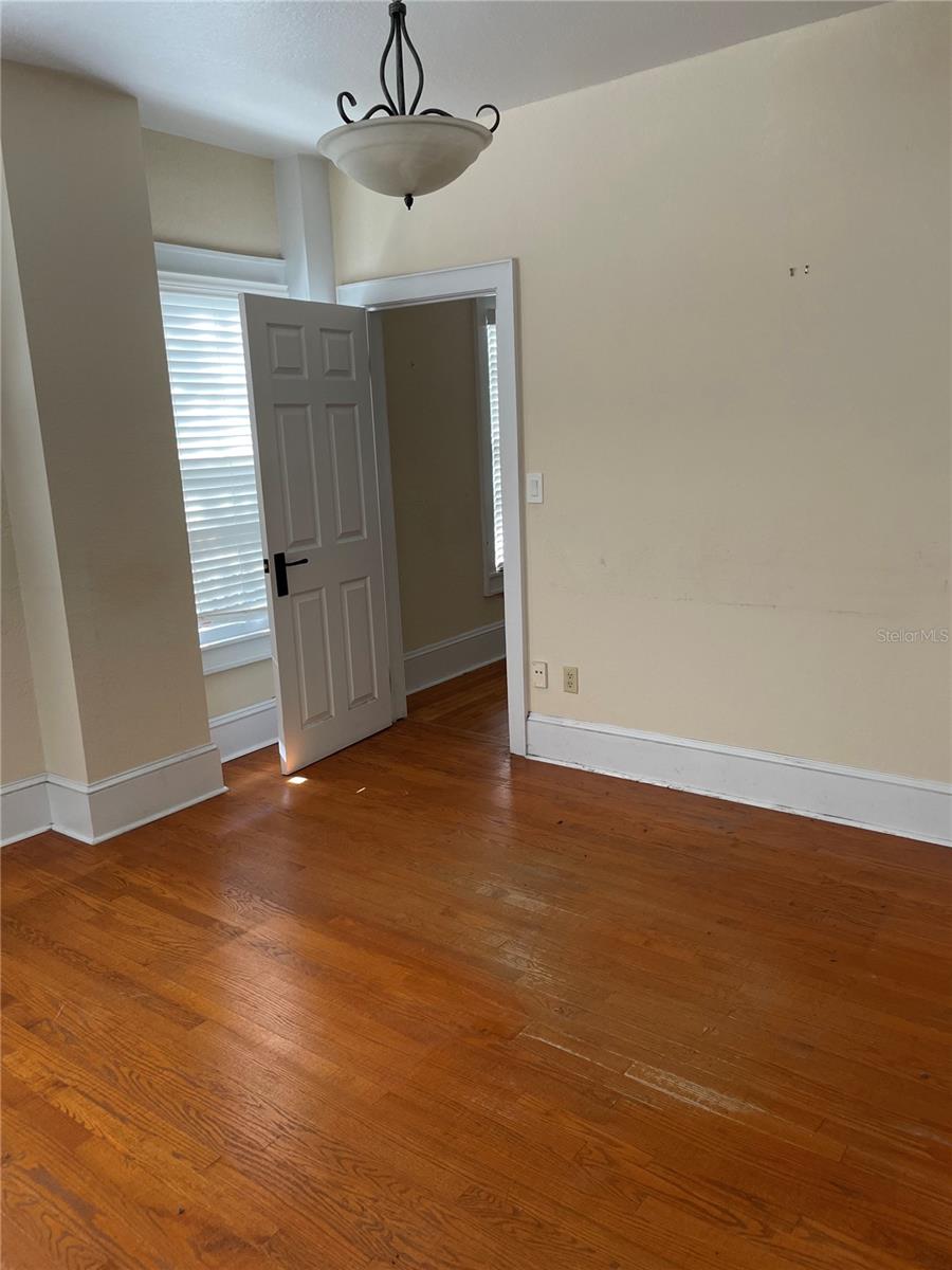 612 E CENTRAL BLVD, ORLANDO, FL, 32801