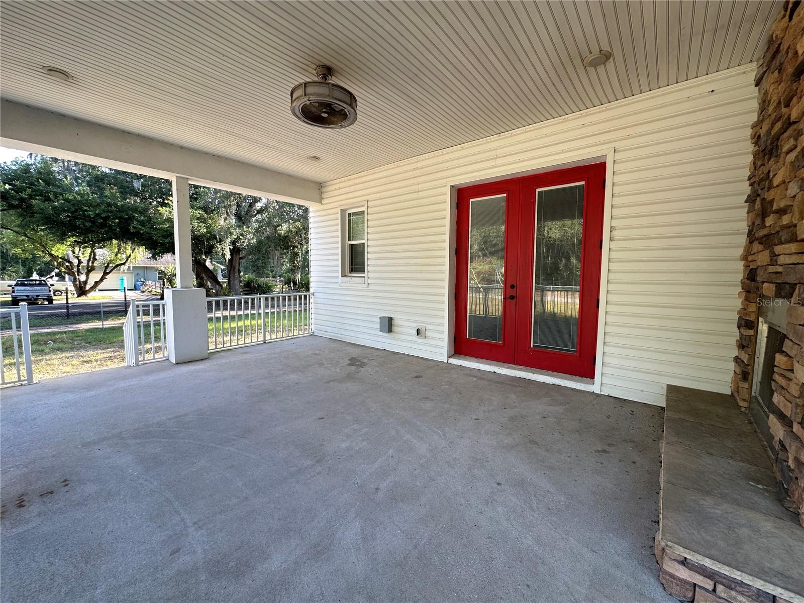 3002 YOUNG RD, PLANT CITY, FL, 33565