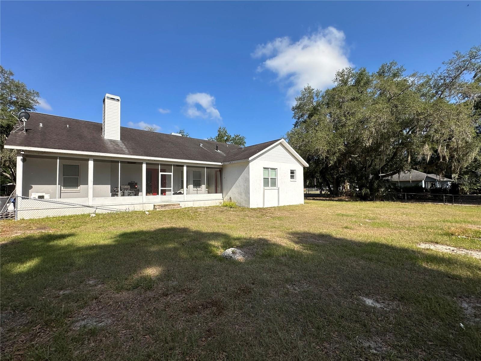 3002 YOUNG RD, PLANT CITY, FL, 33565