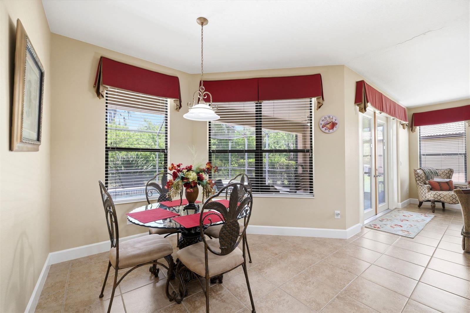 107 SILVER FALLS DR DR, APOLLO BEACH, FL, 33572