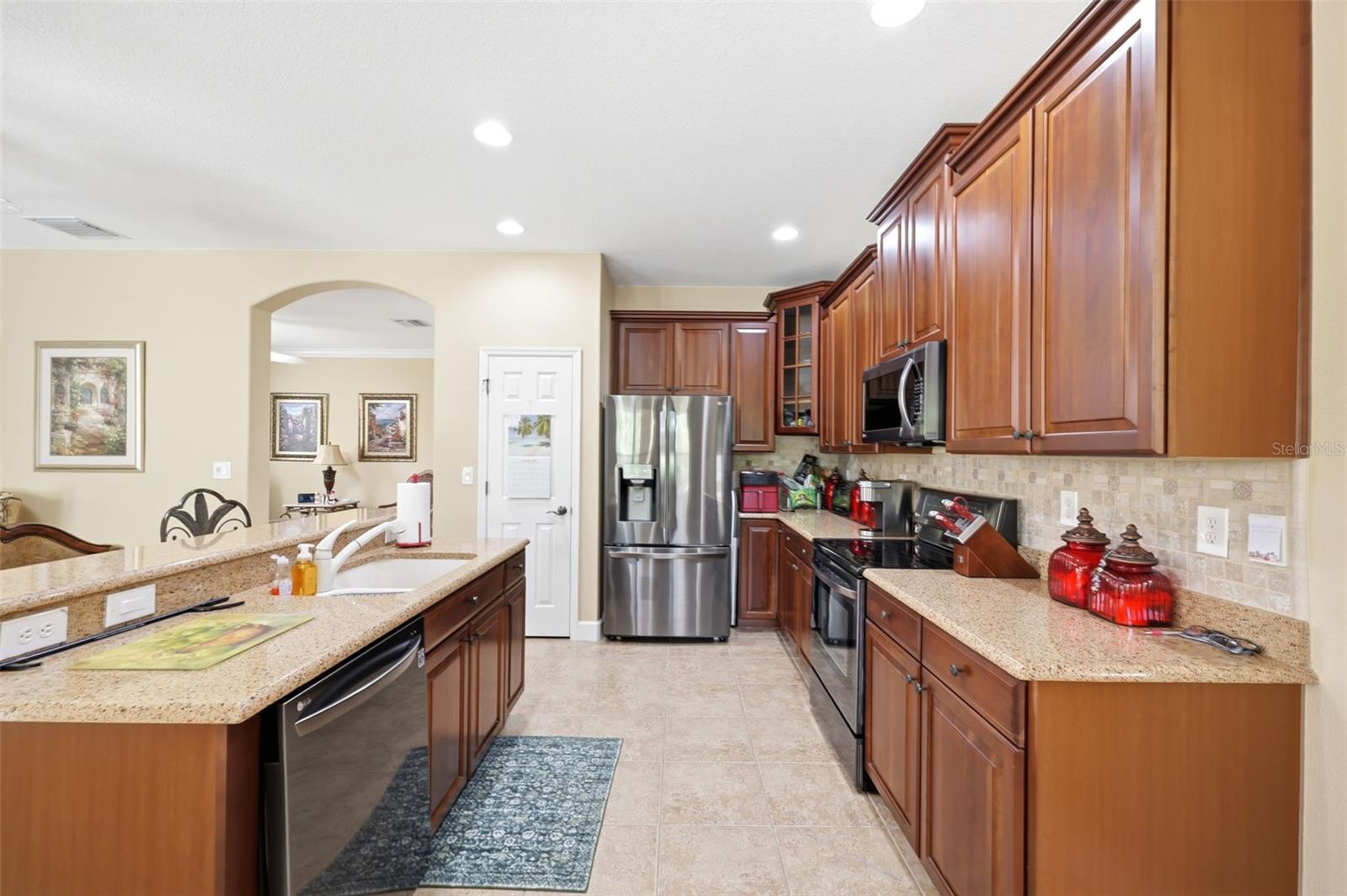 107 SILVER FALLS DR DR, APOLLO BEACH, FL, 33572