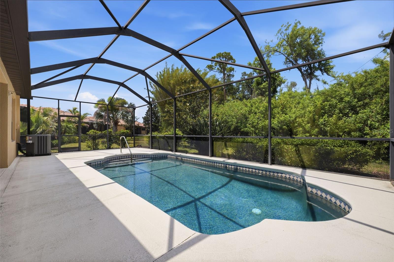 107 SILVER FALLS DR DR, APOLLO BEACH, FL, 33572
