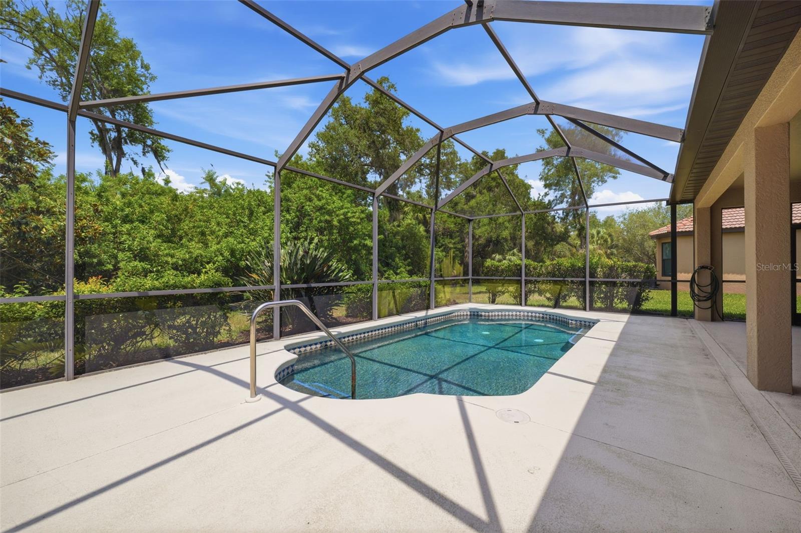 107 SILVER FALLS DR DR, APOLLO BEACH, FL, 33572