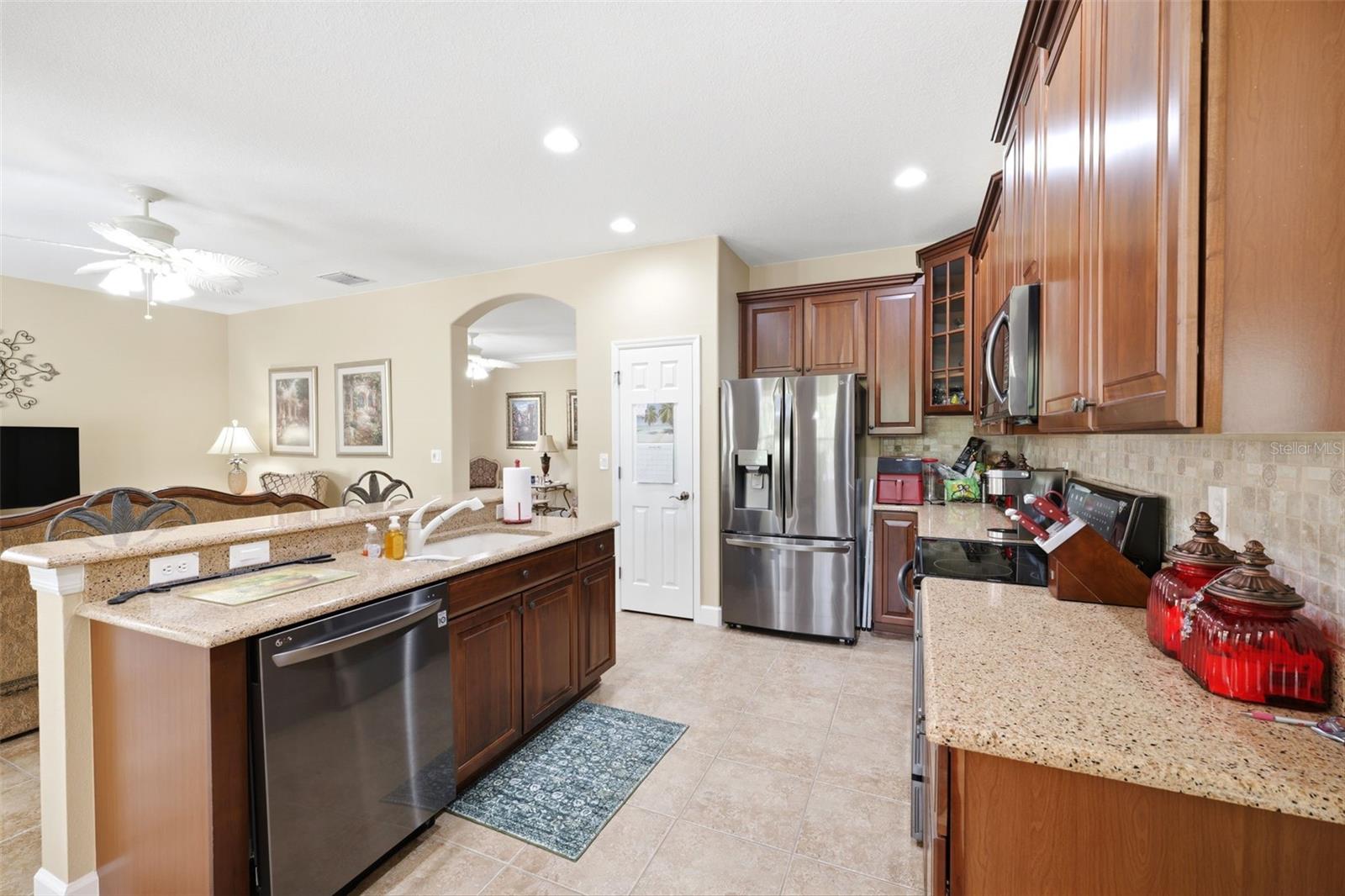 107 SILVER FALLS DR DR, APOLLO BEACH, FL, 33572