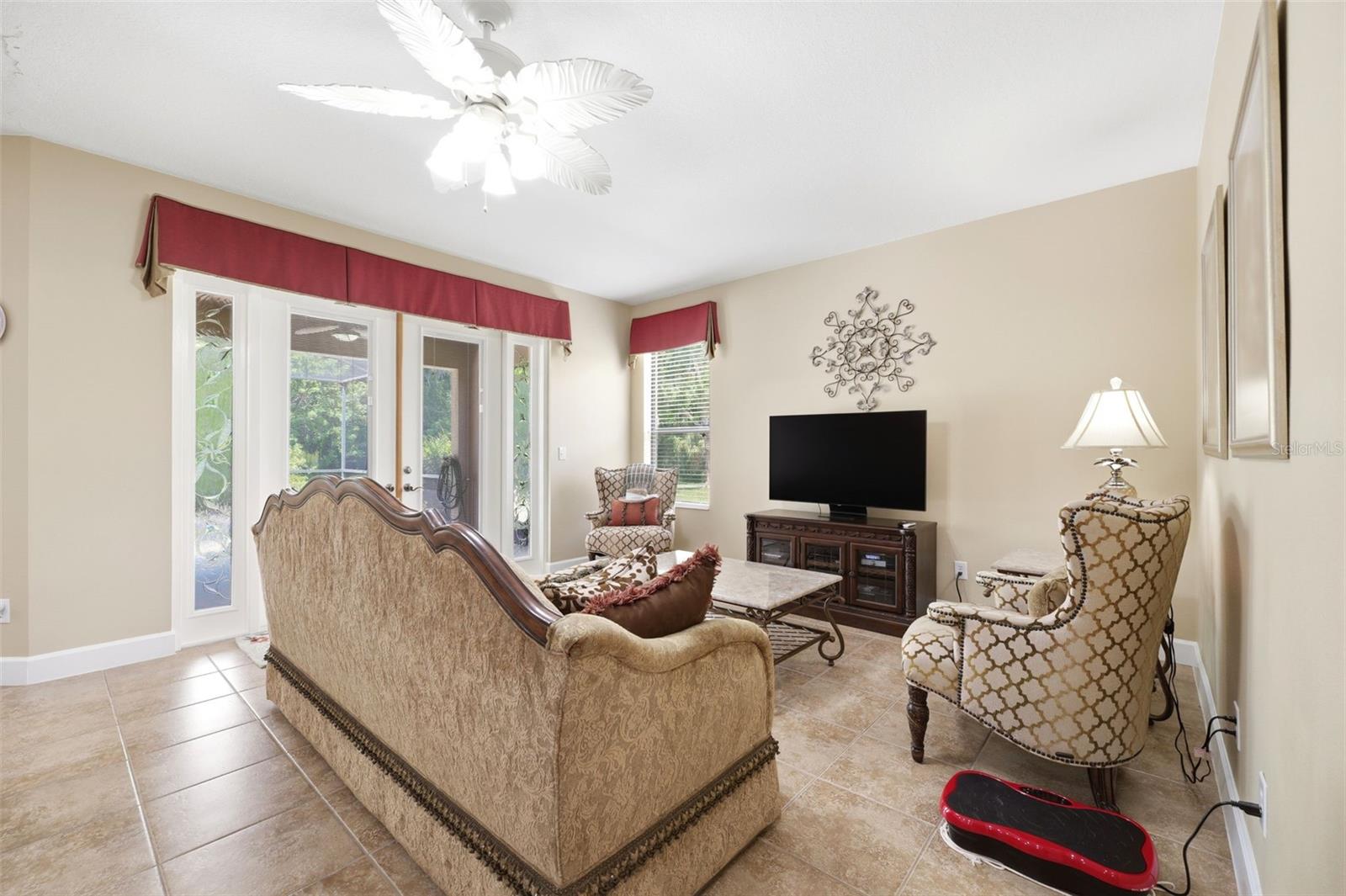 107 SILVER FALLS DR DR, APOLLO BEACH, FL, 33572