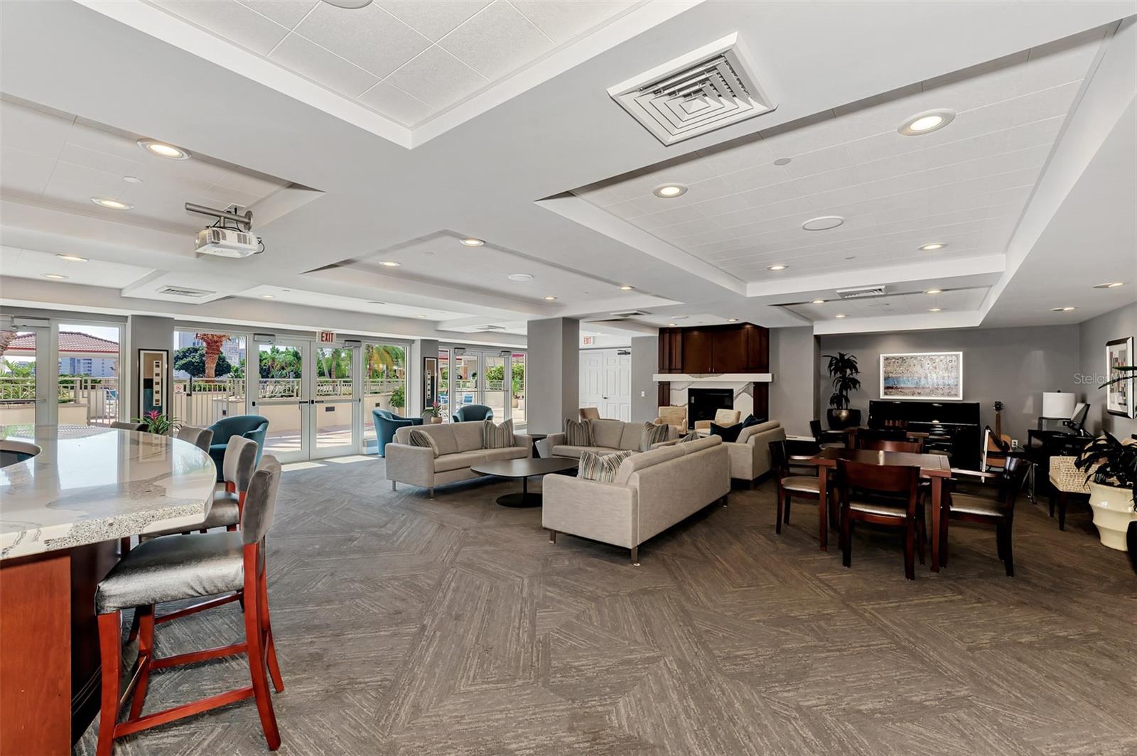 100 CENTRAL AVE #H716, SARASOTA, FL, 34236