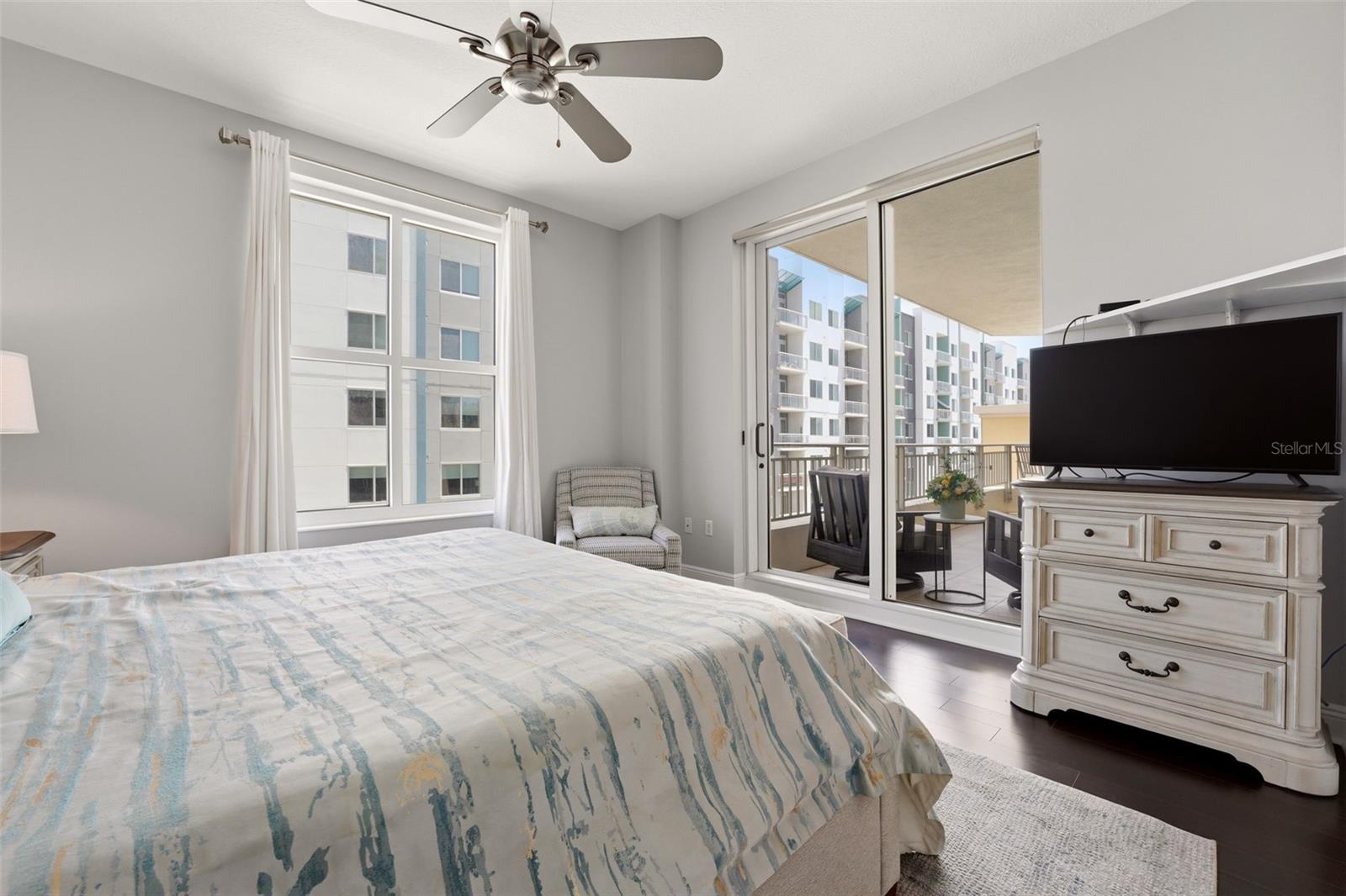 100 CENTRAL AVE #H716, SARASOTA, FL, 34236