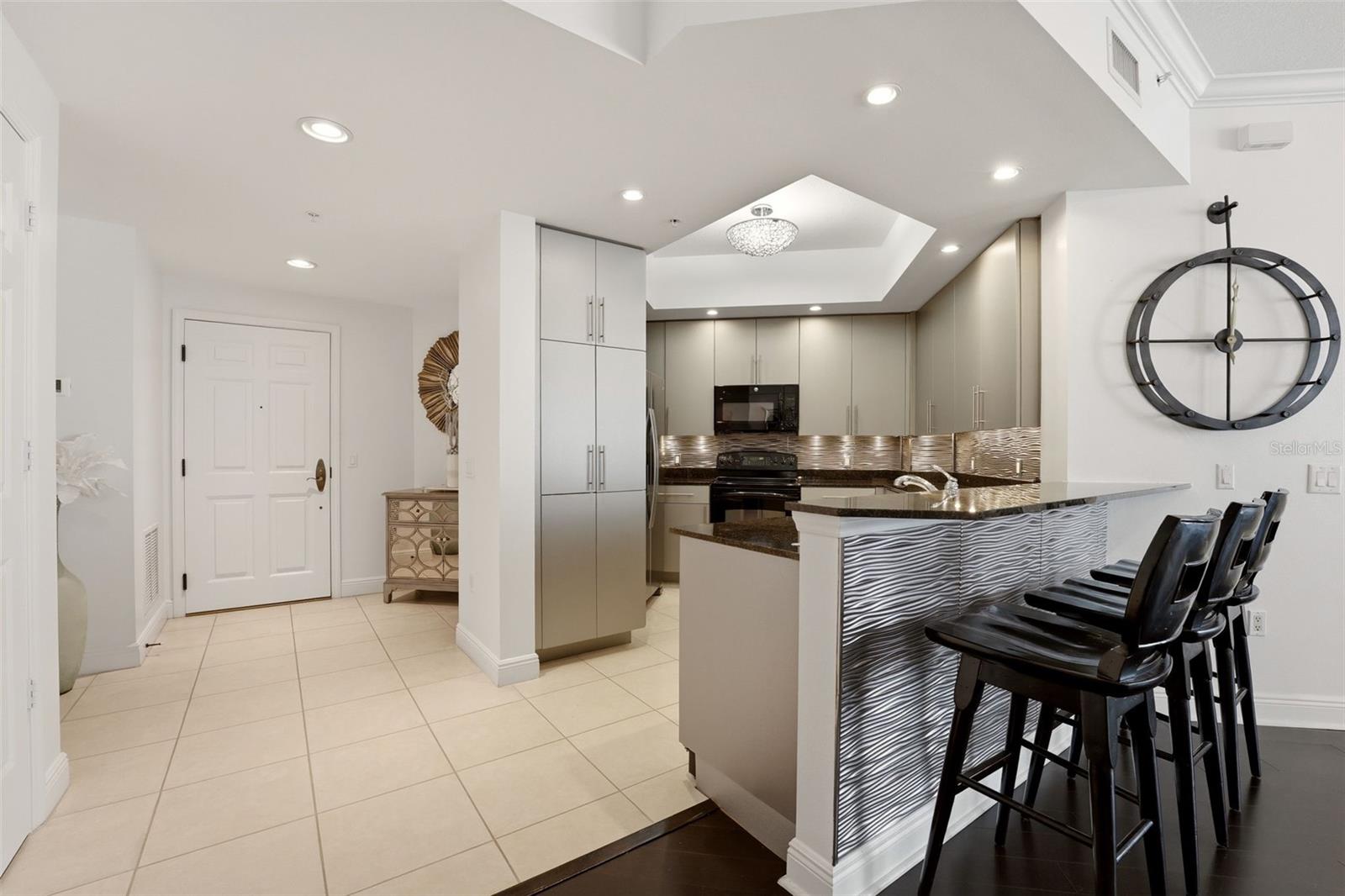 100 CENTRAL AVE #H716, SARASOTA, FL, 34236