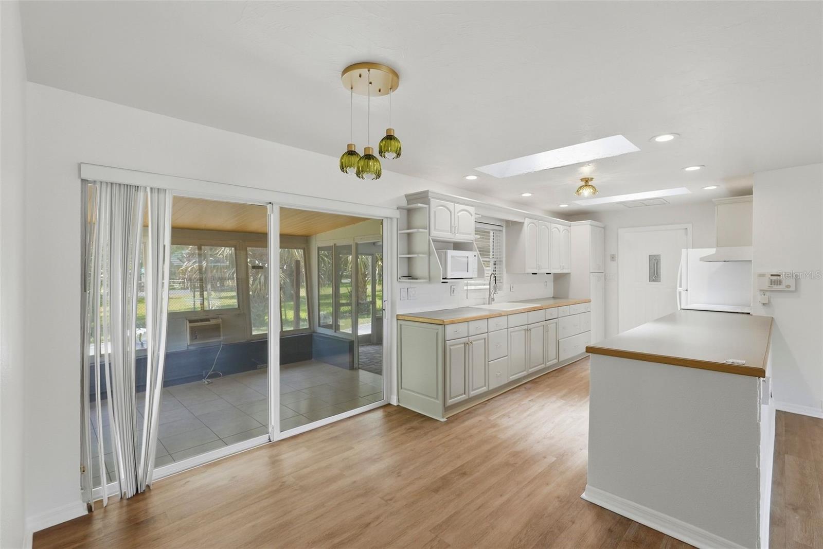 11626 75TH AVE, SEMINOLE, FL, 33772