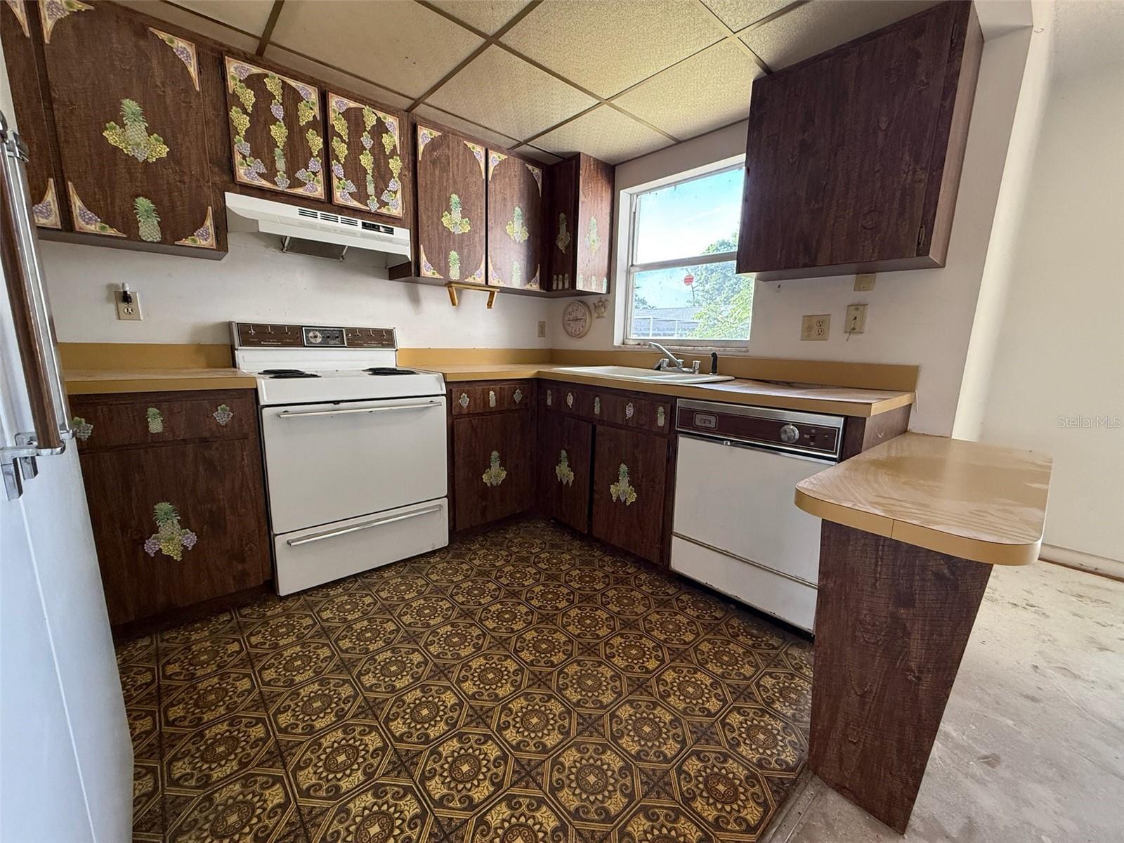7026 68TH AVE N, PINELLAS PARK, FL, 33781