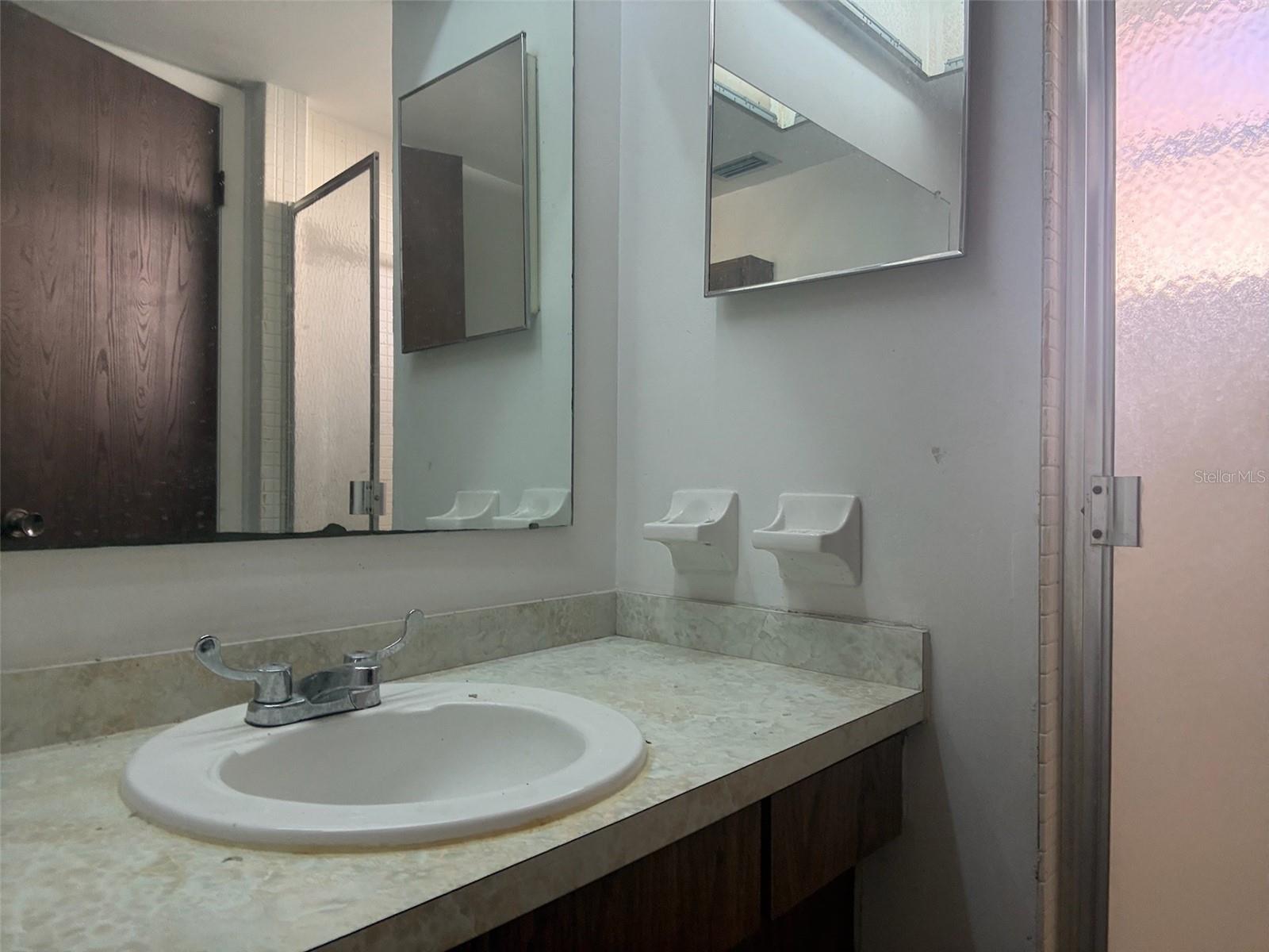 7026 68TH AVE N, PINELLAS PARK, FL, 33781