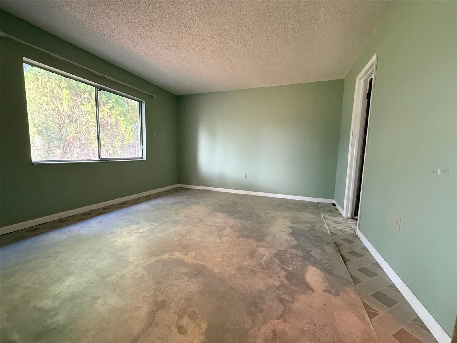 7026 68TH AVE N, PINELLAS PARK, FL, 33781